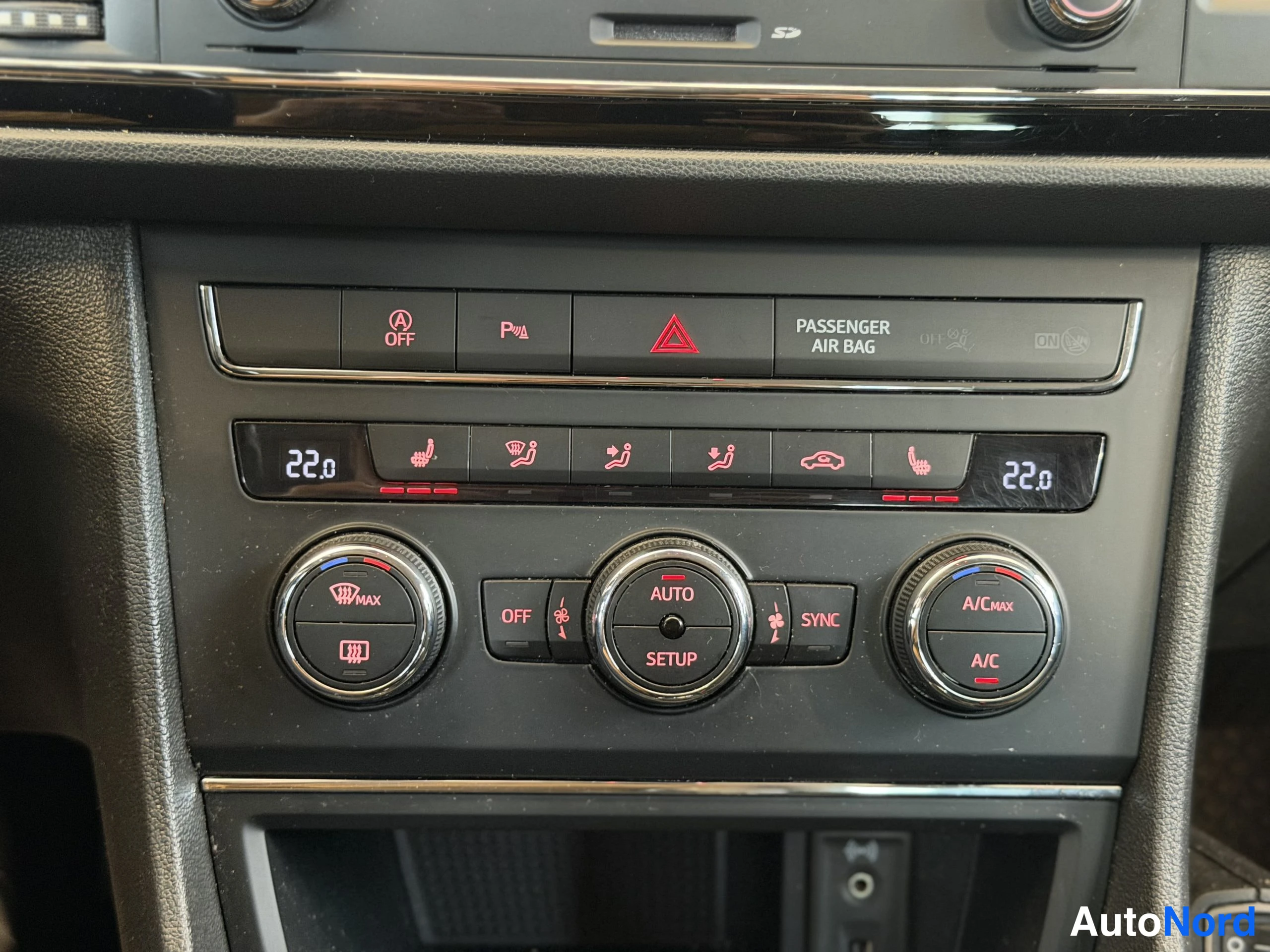 Harmaa Seat Leon 2016, kuva 40