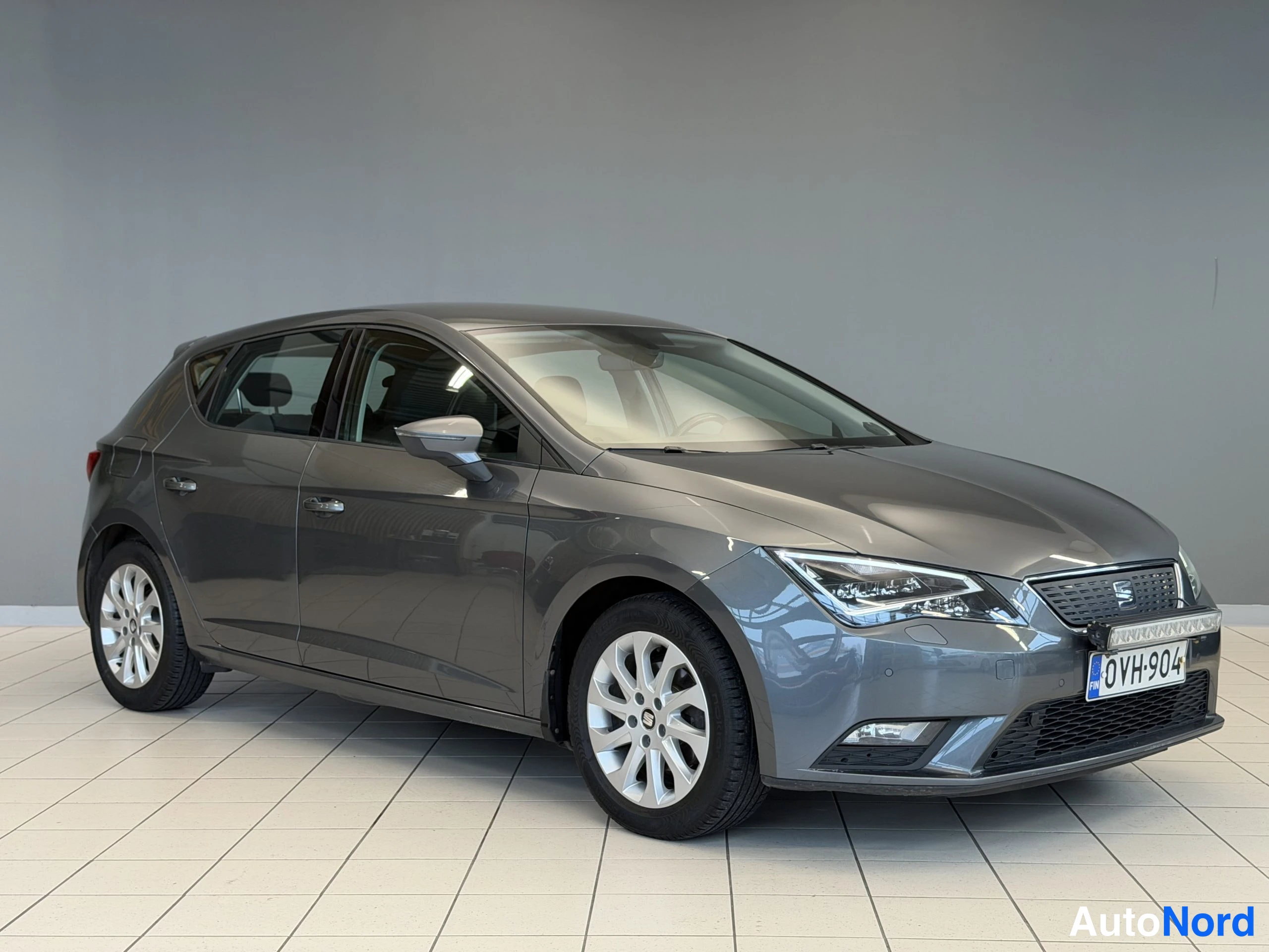 Harmaa Seat Leon 2016, kuva 8