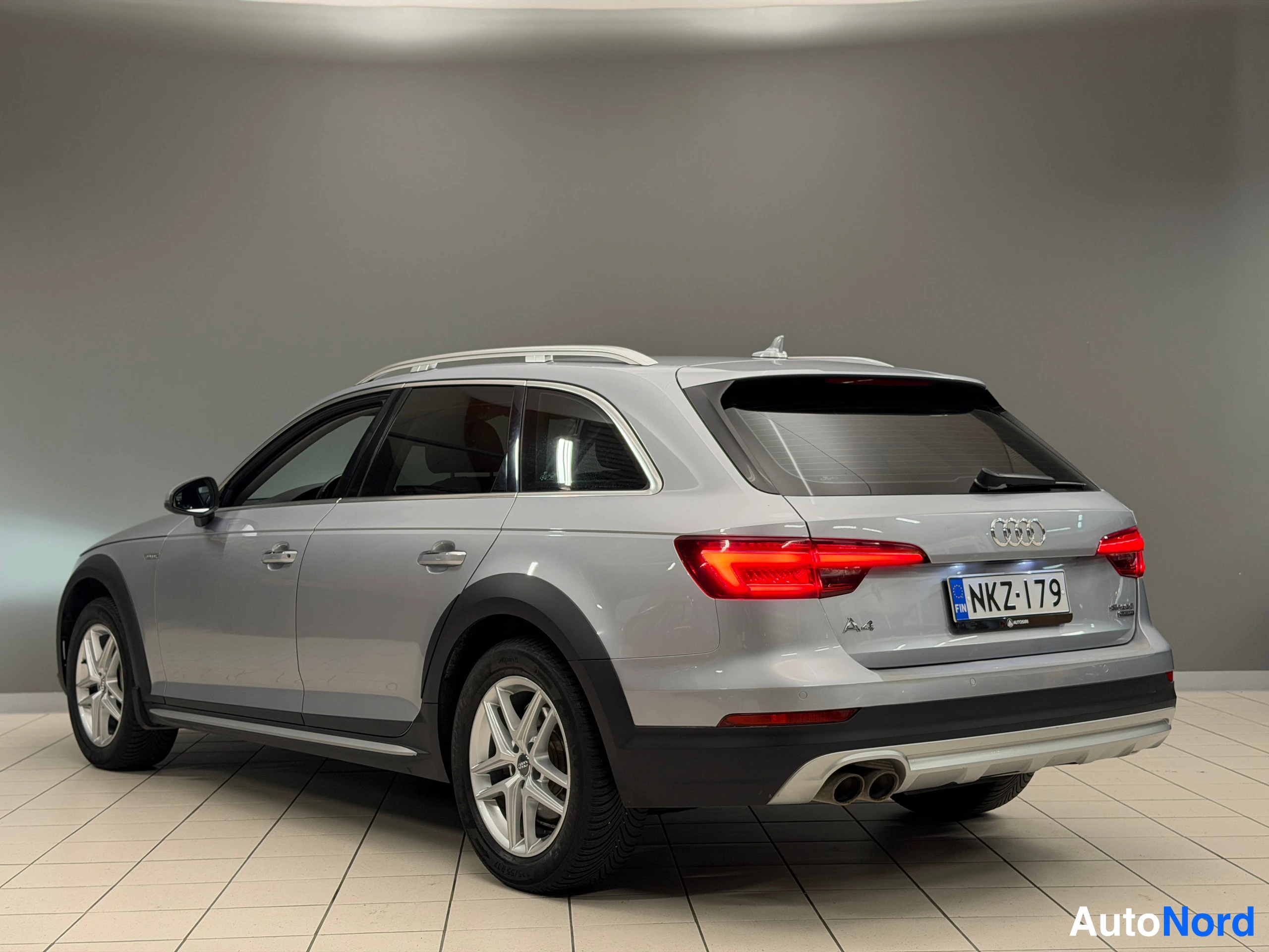 Hopea Audi A4 Allroad 2017, kuva 11
