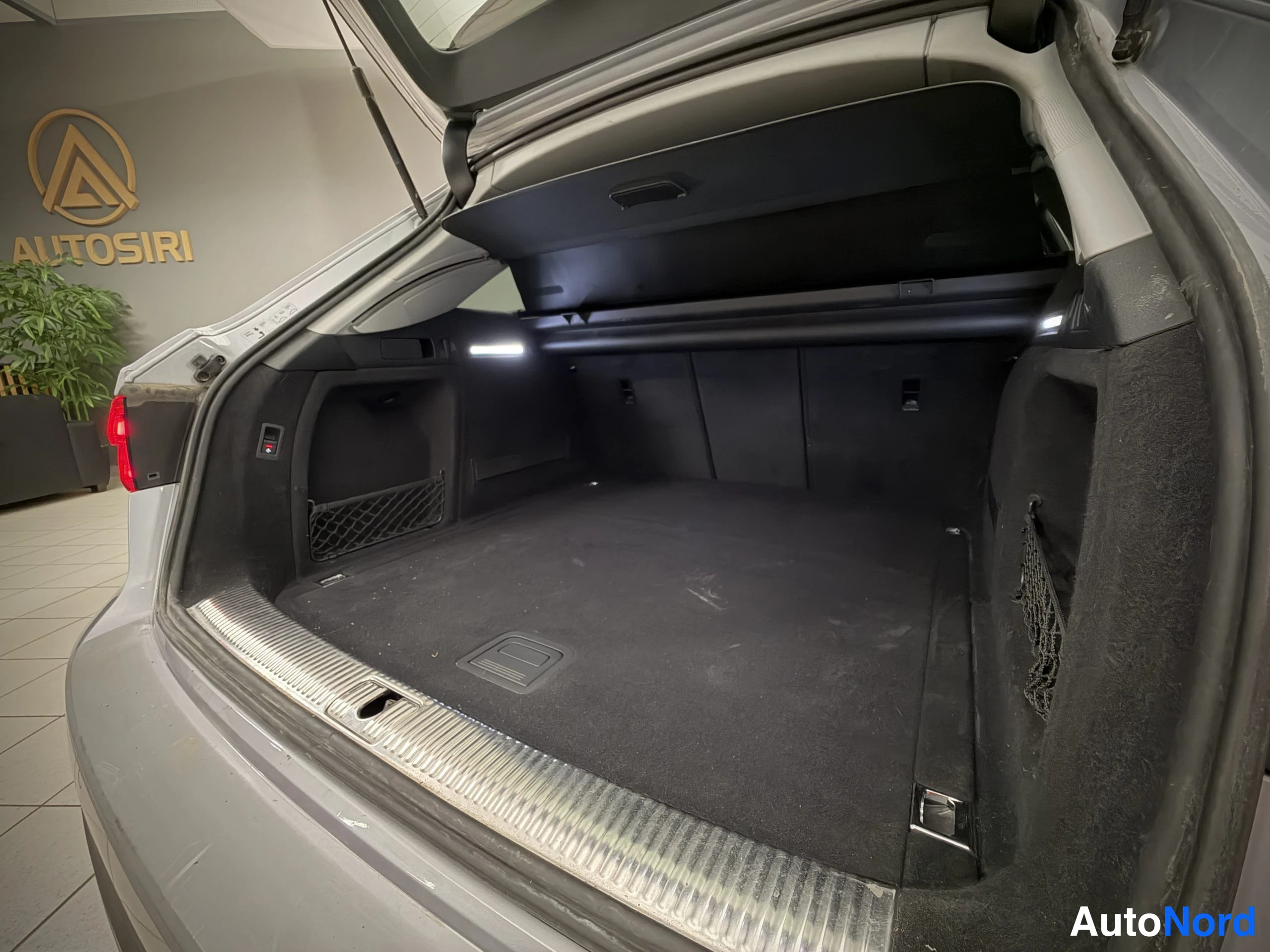 Hopea Audi A4 Allroad 2017, kuva 24