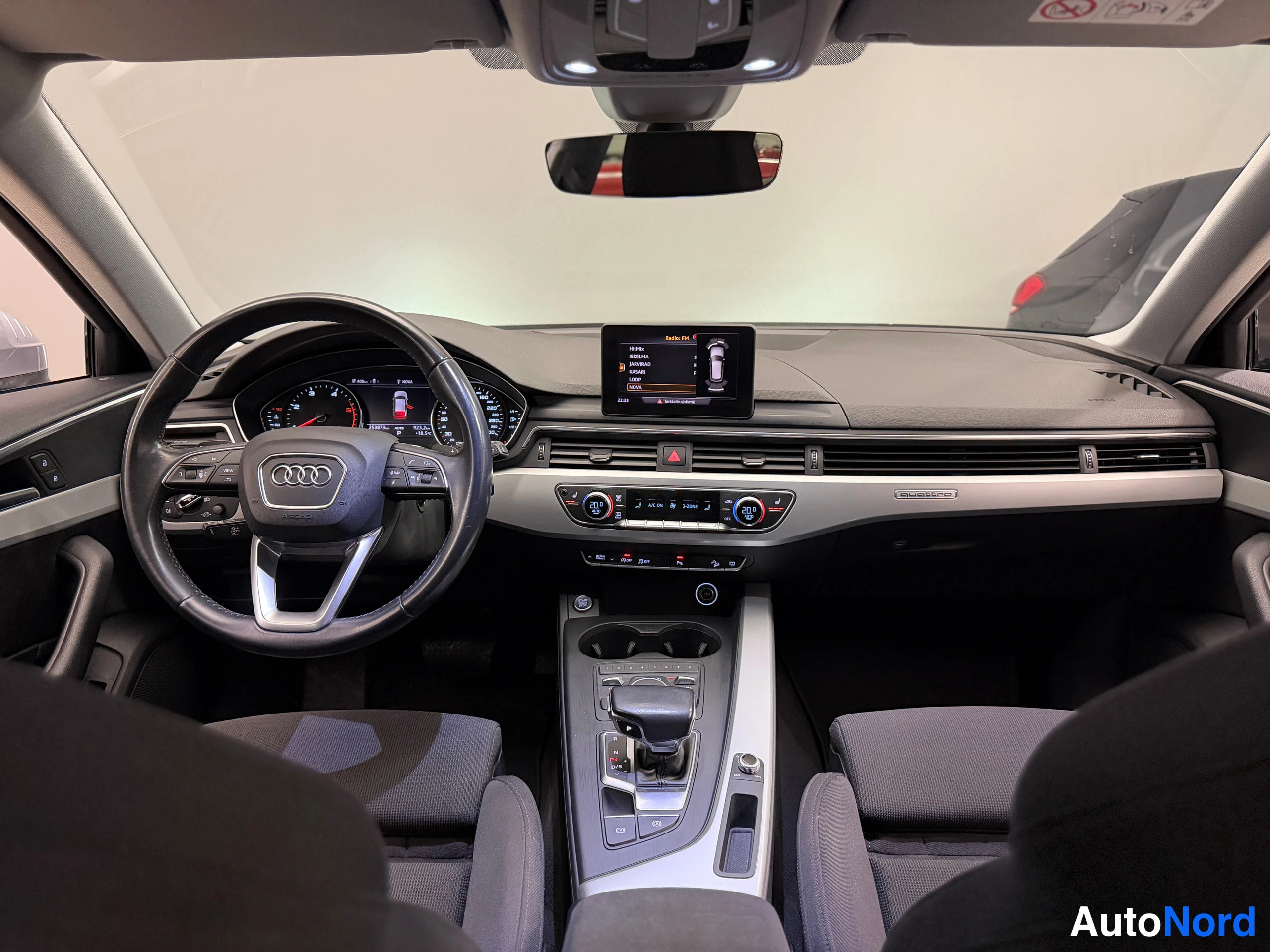 Hopea Audi A4 Allroad 2017, kuva 15