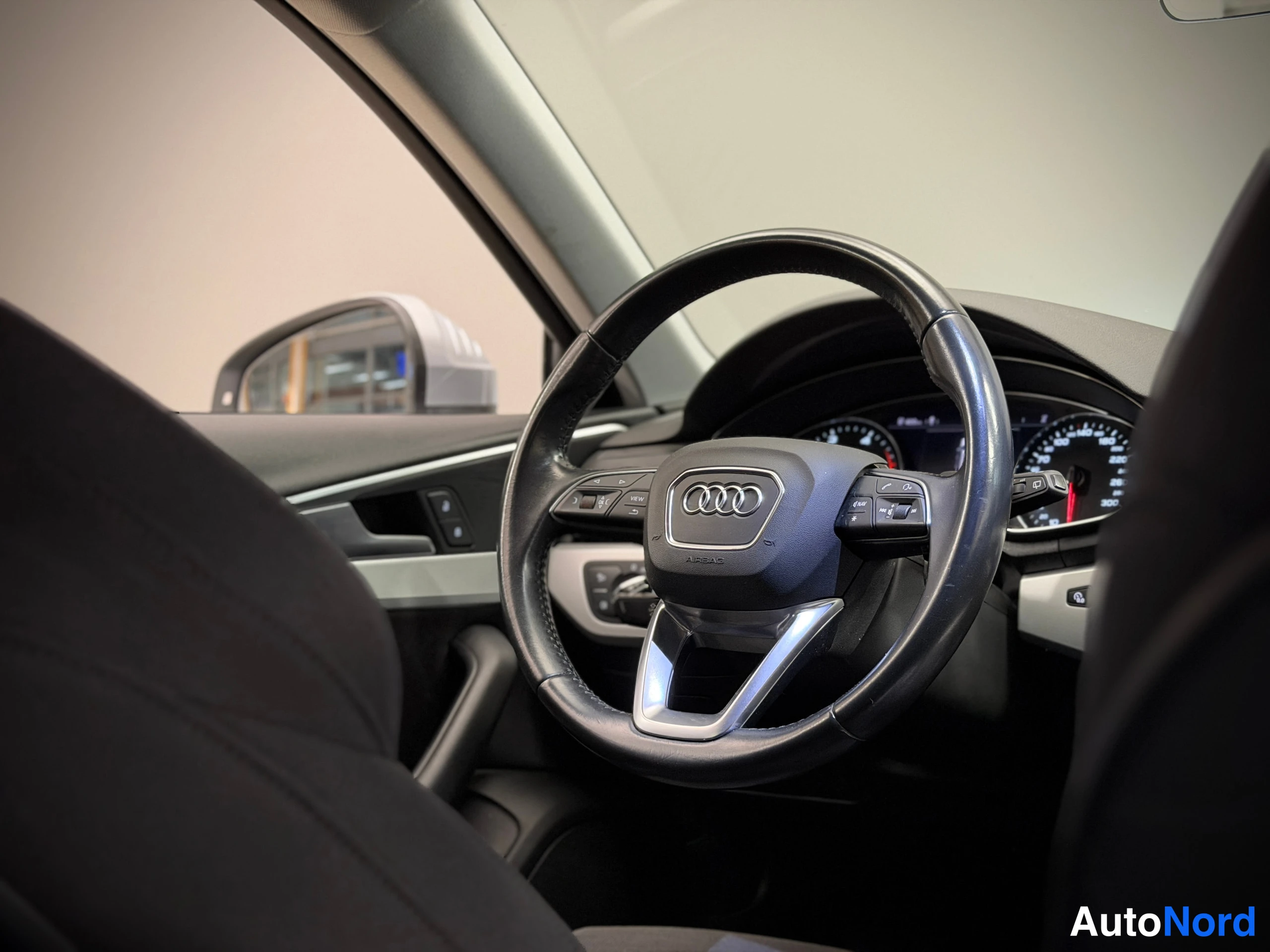 Hopea Audi A4 Allroad 2017, kuva 27