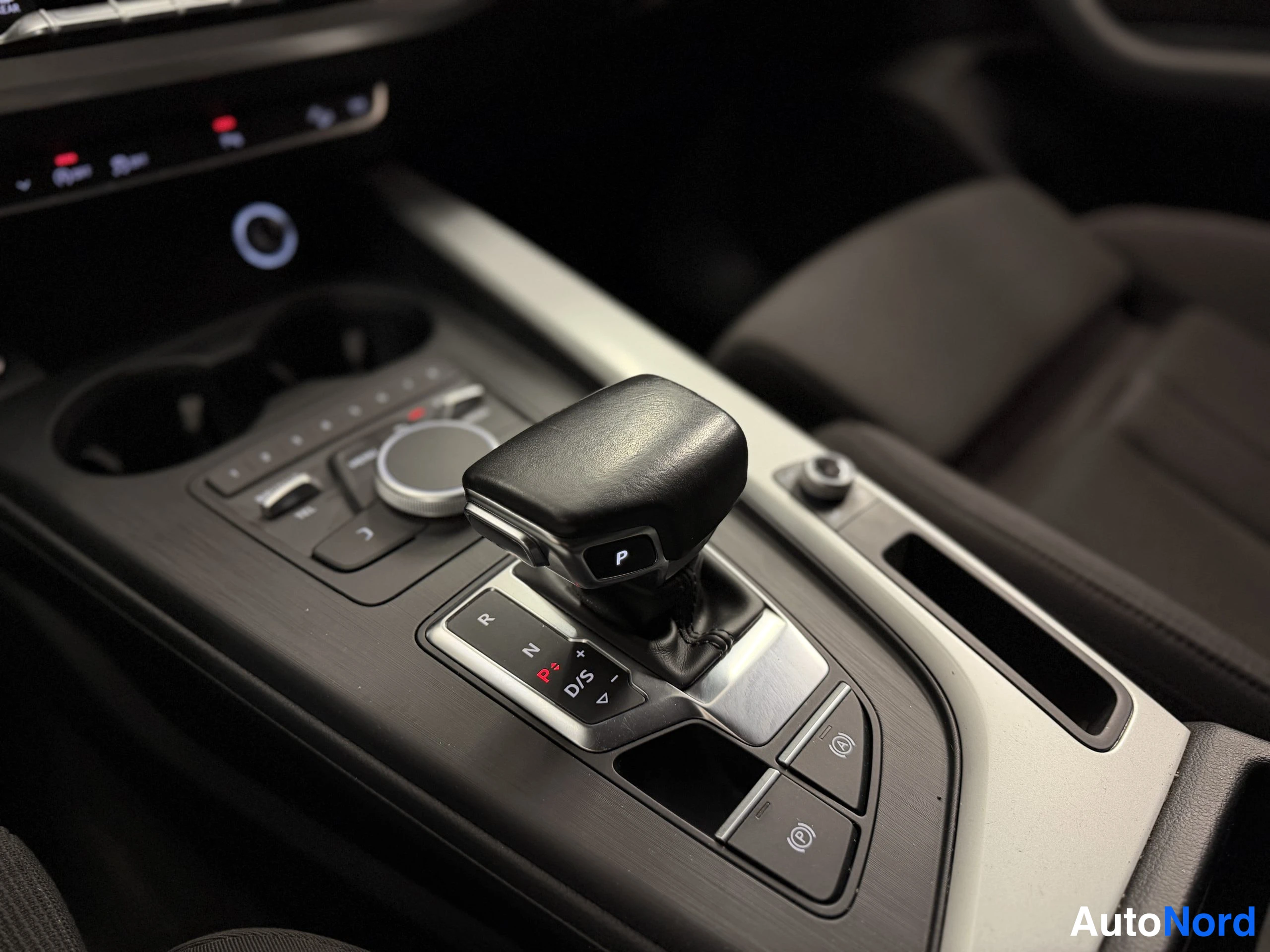 Hopea Audi A4 Allroad 2017, kuva 36