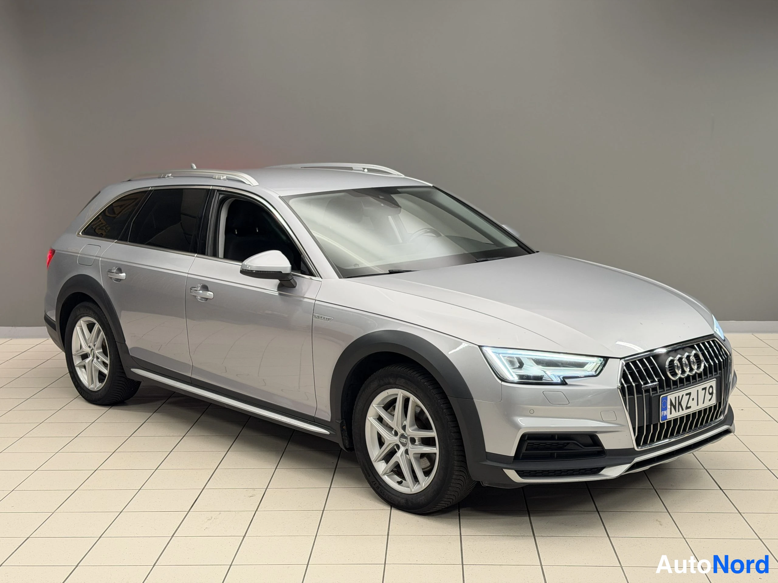 Hopea Audi A4 Allroad 2017, kuva 6