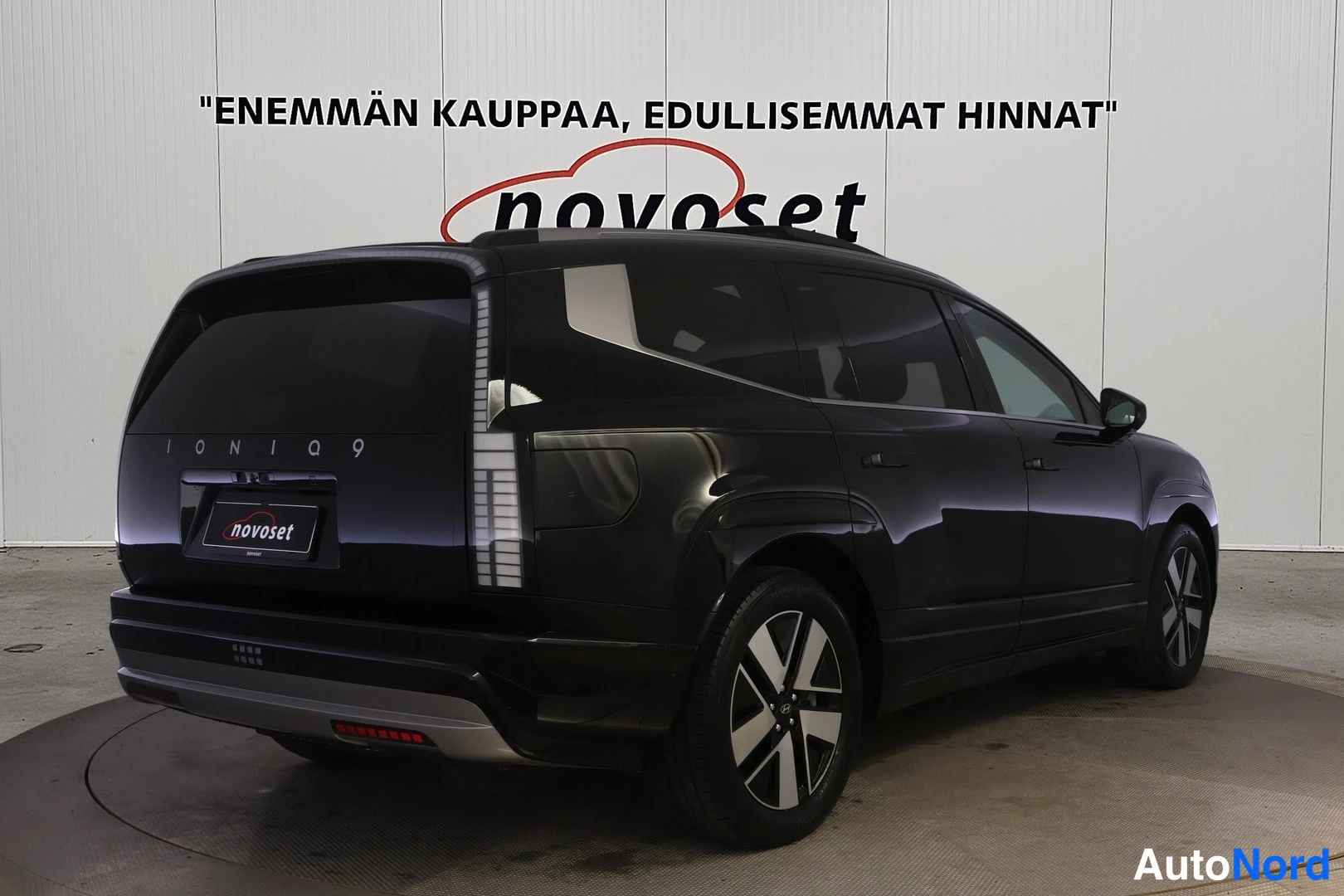 Musta Hyundai IONIQ 9 2026, takaviisto, kuva 5