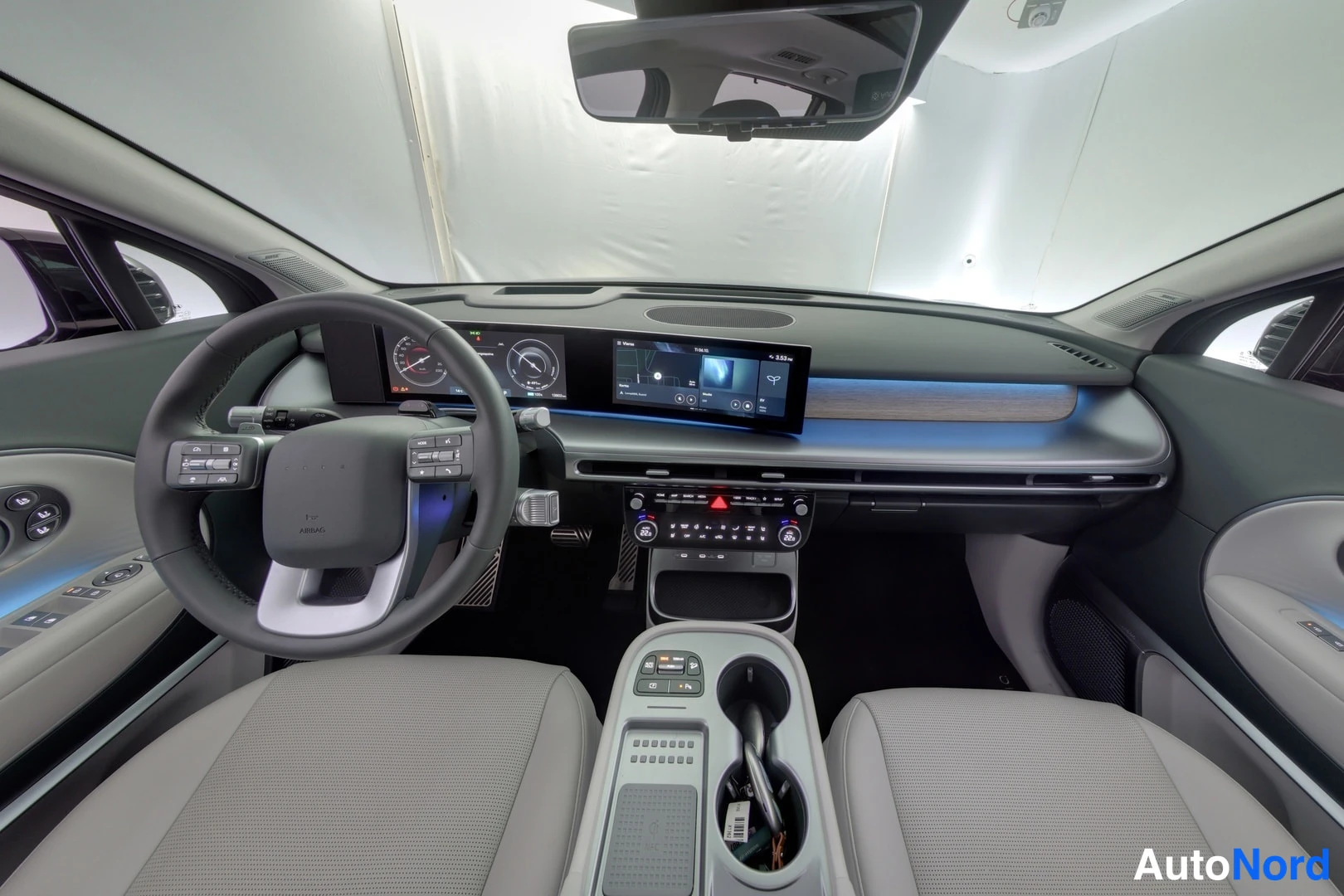 Musta Hyundai IONIQ 9 2026, ohjaamo, kuva 7