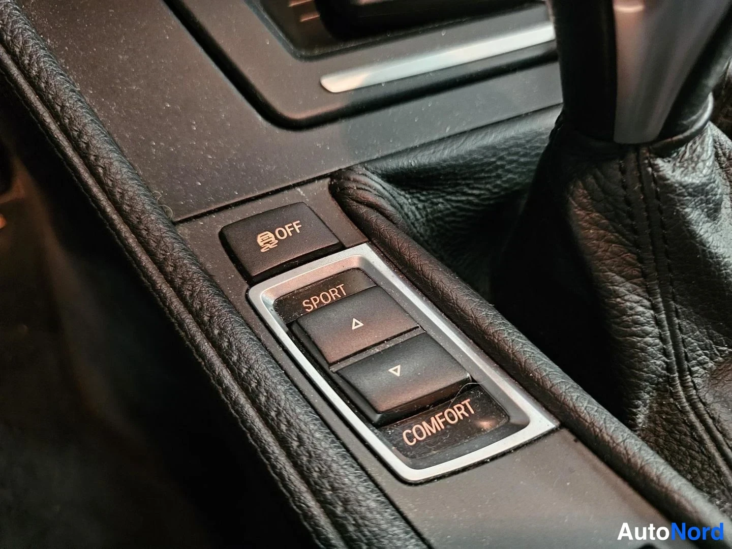 Beige BMW 520d 2012, yksityiskohta, kuva 16