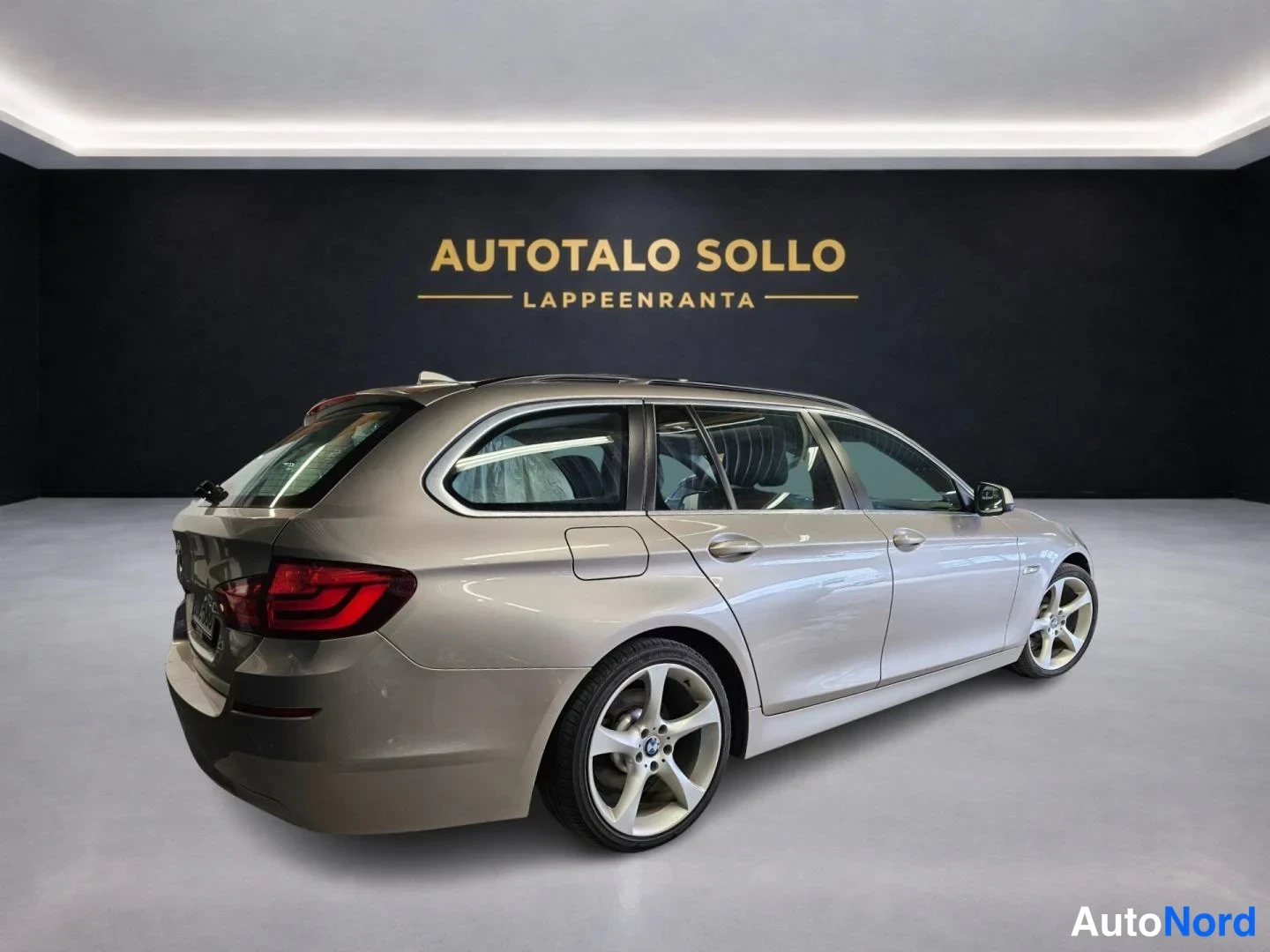 Beige BMW 520d 2012, kuva 4