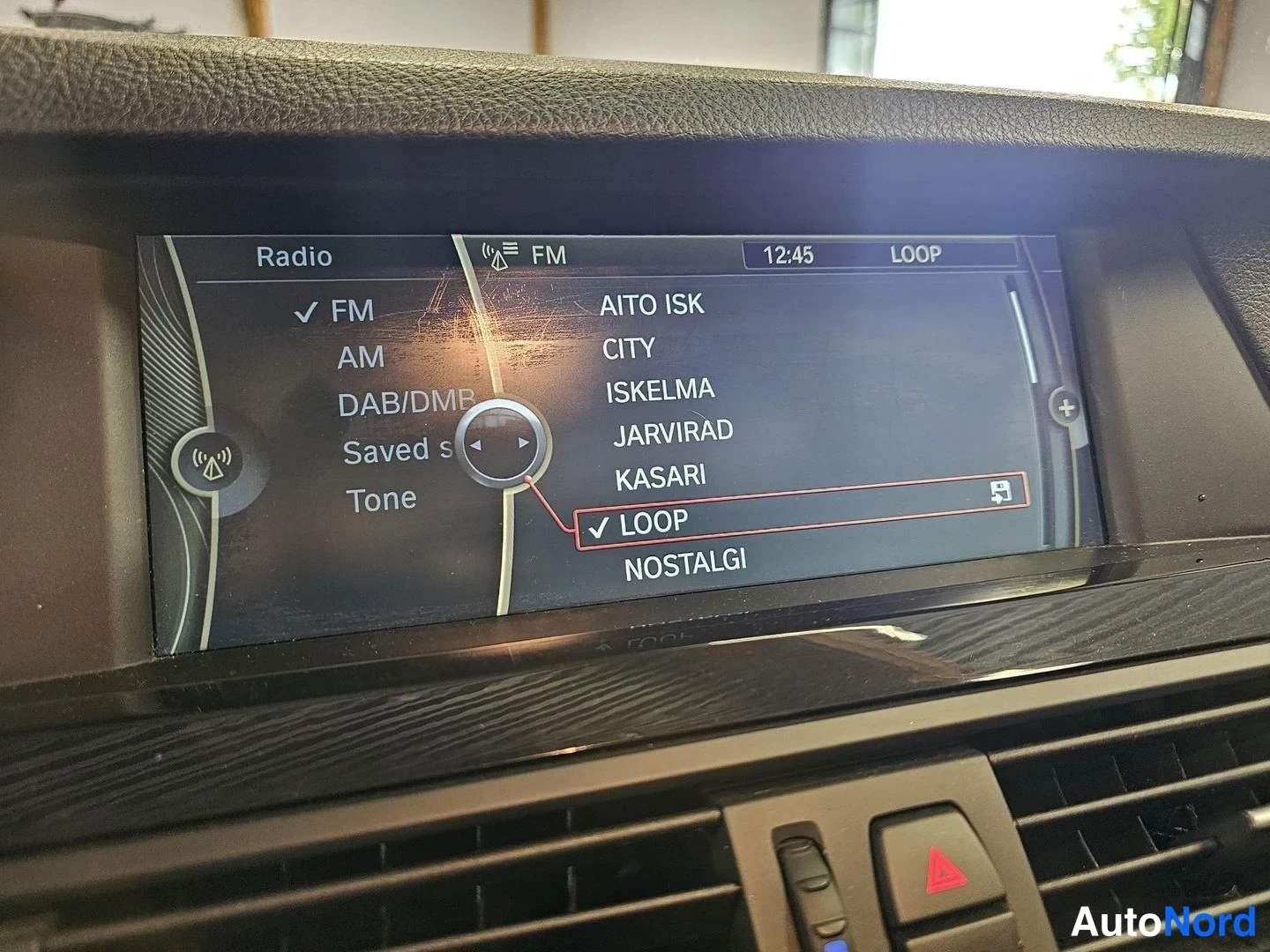 Beige BMW 520d 2012, kuva 25
