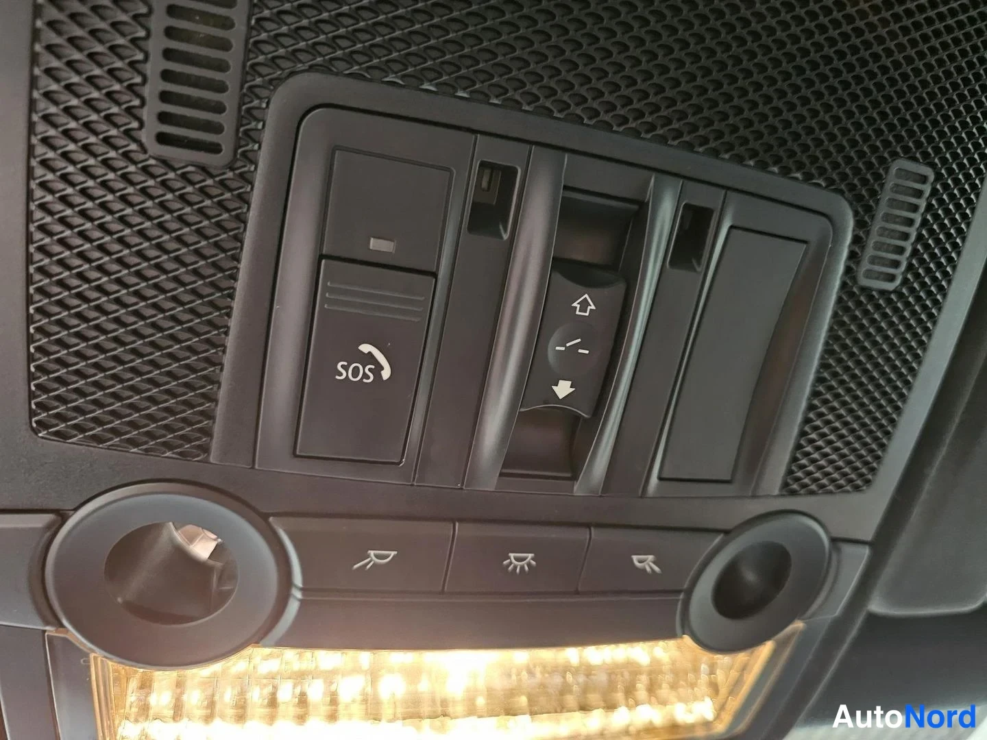 Musta BMW X5 xDrive35d 2010, yksityiskohta, kuva 20