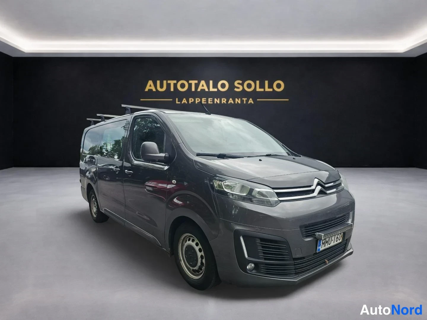Harmaa Citroen Jumpy 2017, etuviisto, keula oikealle, kuva 2