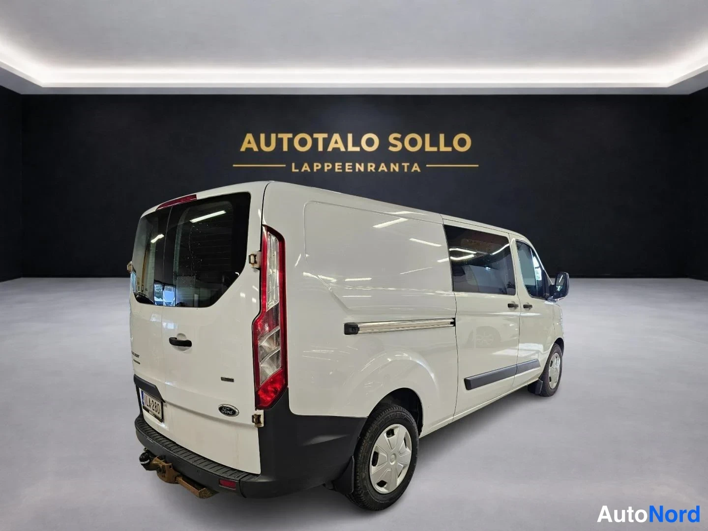 Valkoinen Ford Transit Custom 2013, takaviisto, kuva 4