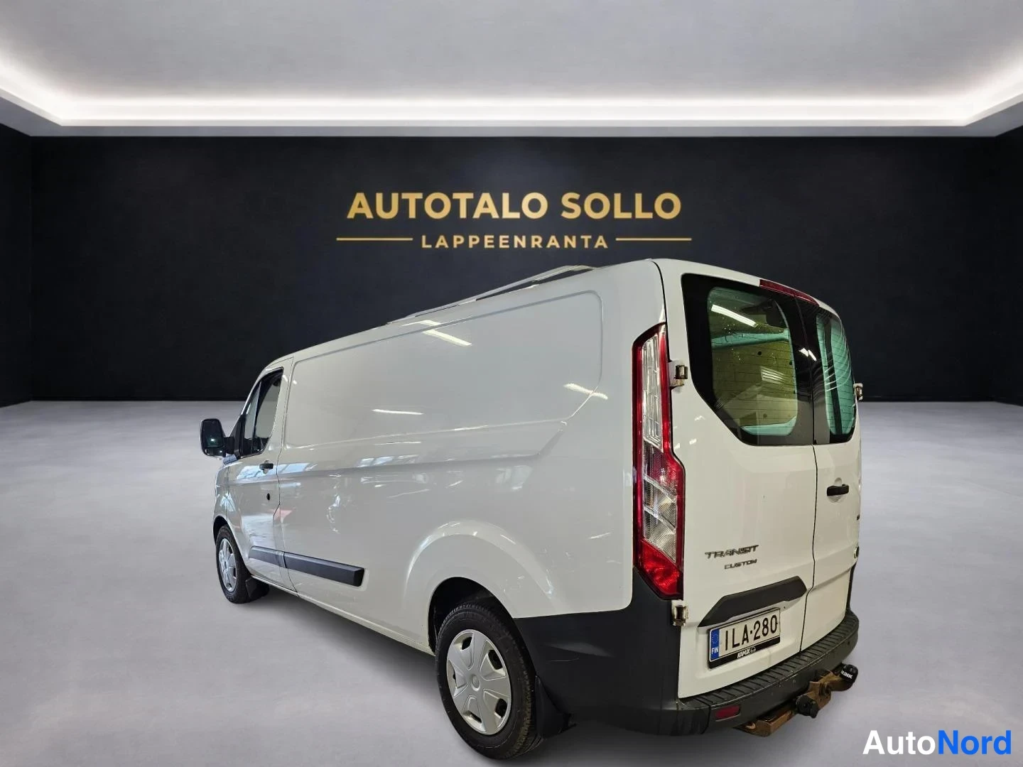 Valkoinen Ford Transit Custom 2013, takaviisto, kuva 5