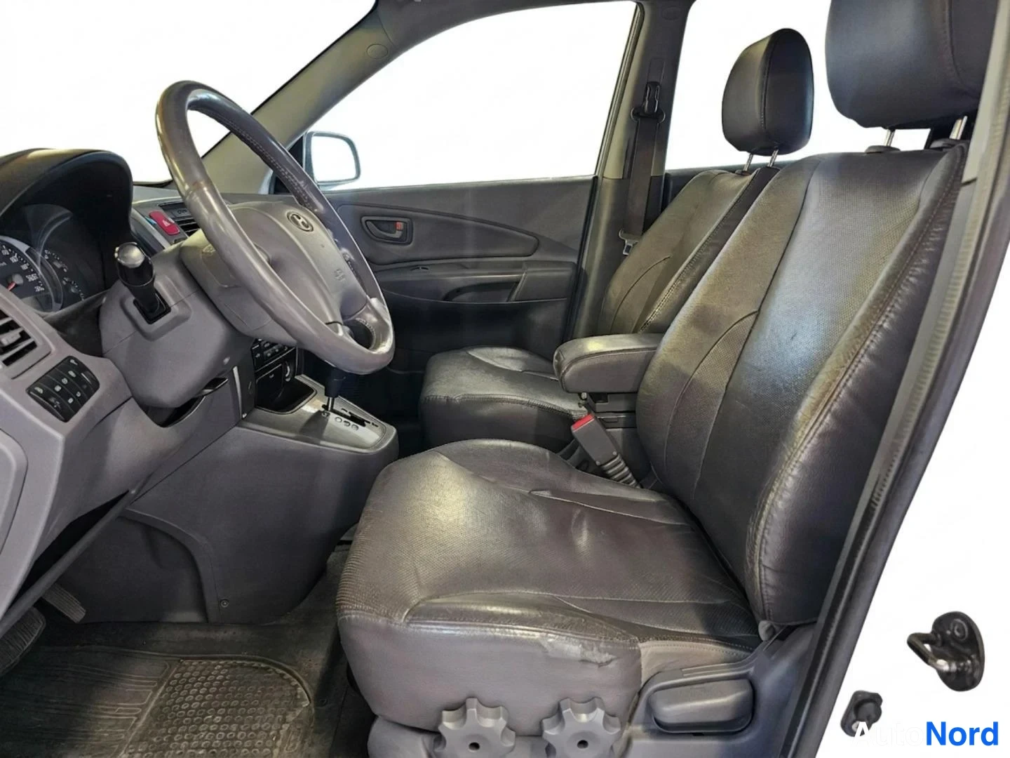 Harmaa Hyundai Tucson 2006, etuistuimet, kuva 10
