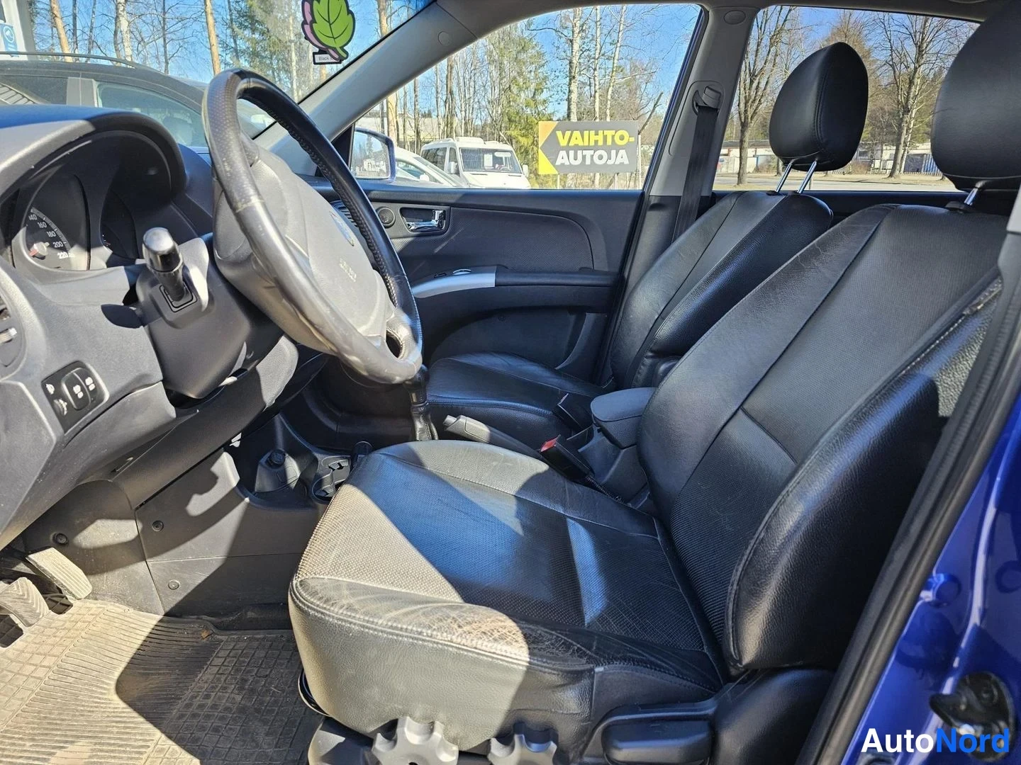 Sininen Kia Sportage 2006, ohjaamo, kuva 5