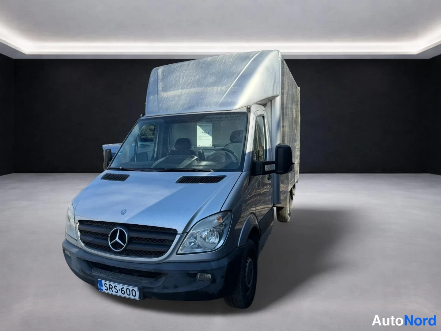 Harmaa Mercedes-Benz Sprinter 2010, etuviisto, keula vasemmalle, kuva 2