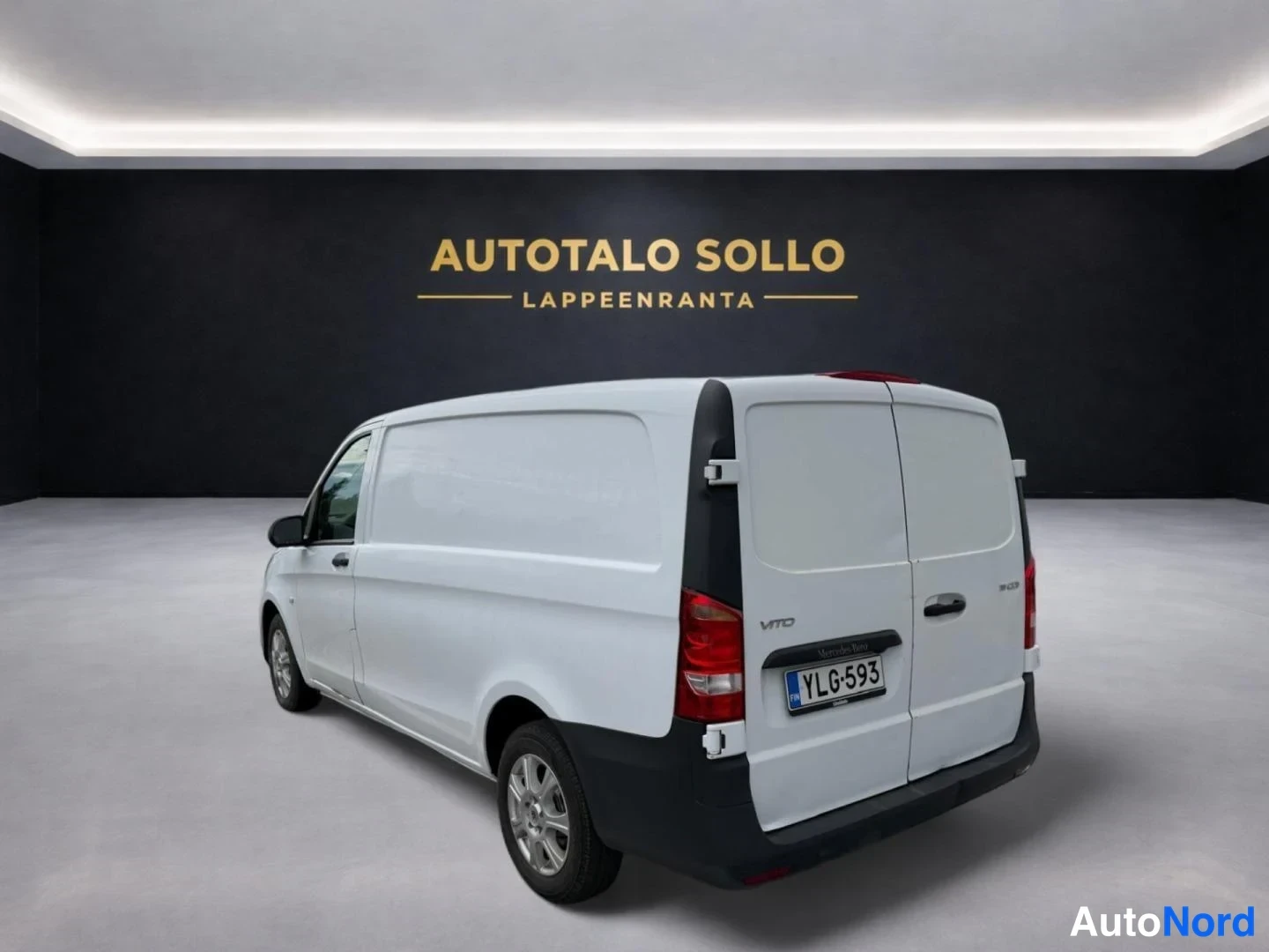 Valkoinen Mercedes-Benz Vito 111 CDI 2019, takaviisto, kuva 5