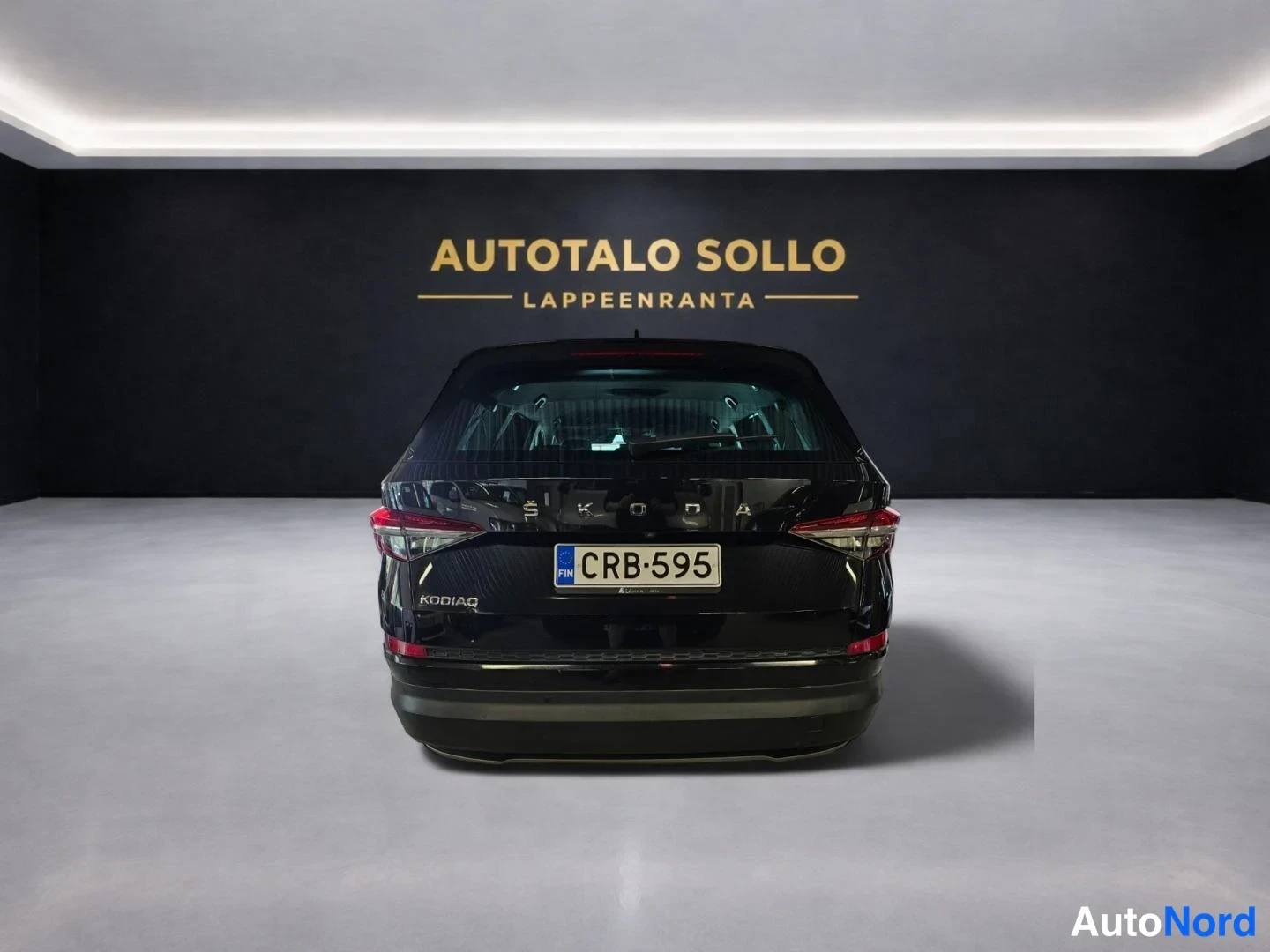 Musta Skoda Kodiaq 2022, takaa, kuva 6