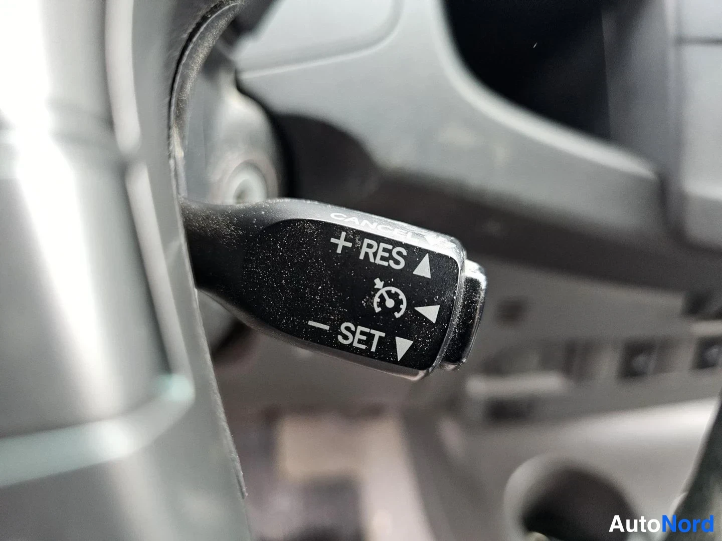 Black Toyota Hilux 2013, detail, photo 19