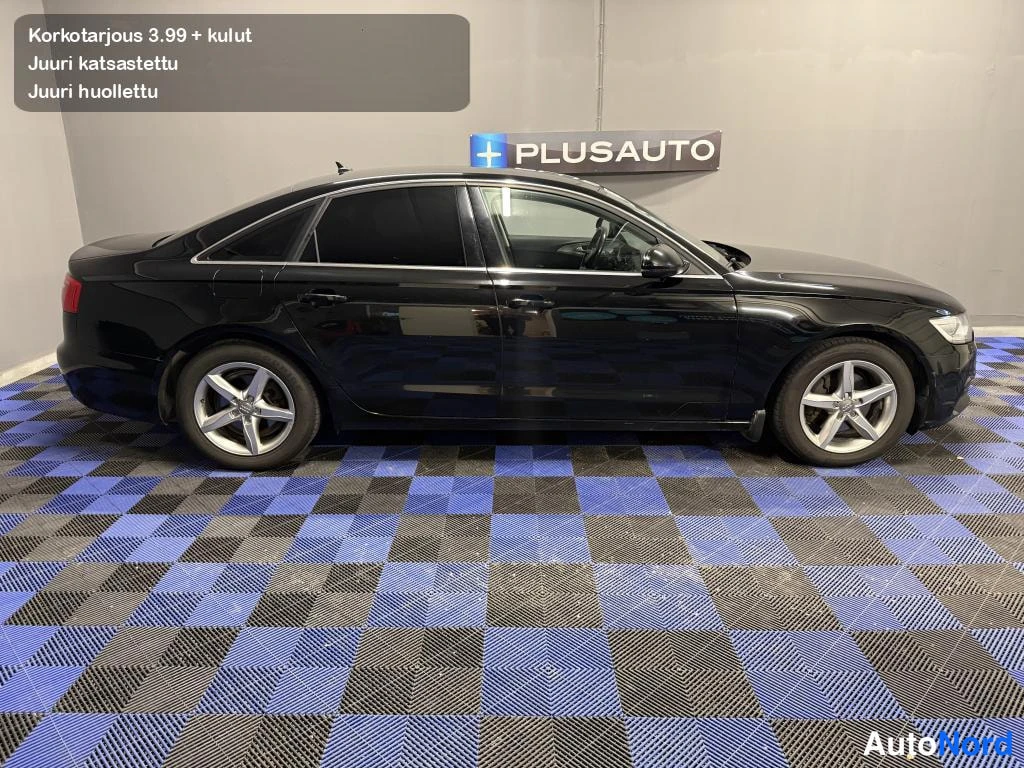 Musta Audi A6 2012, sivulta, kuva 7