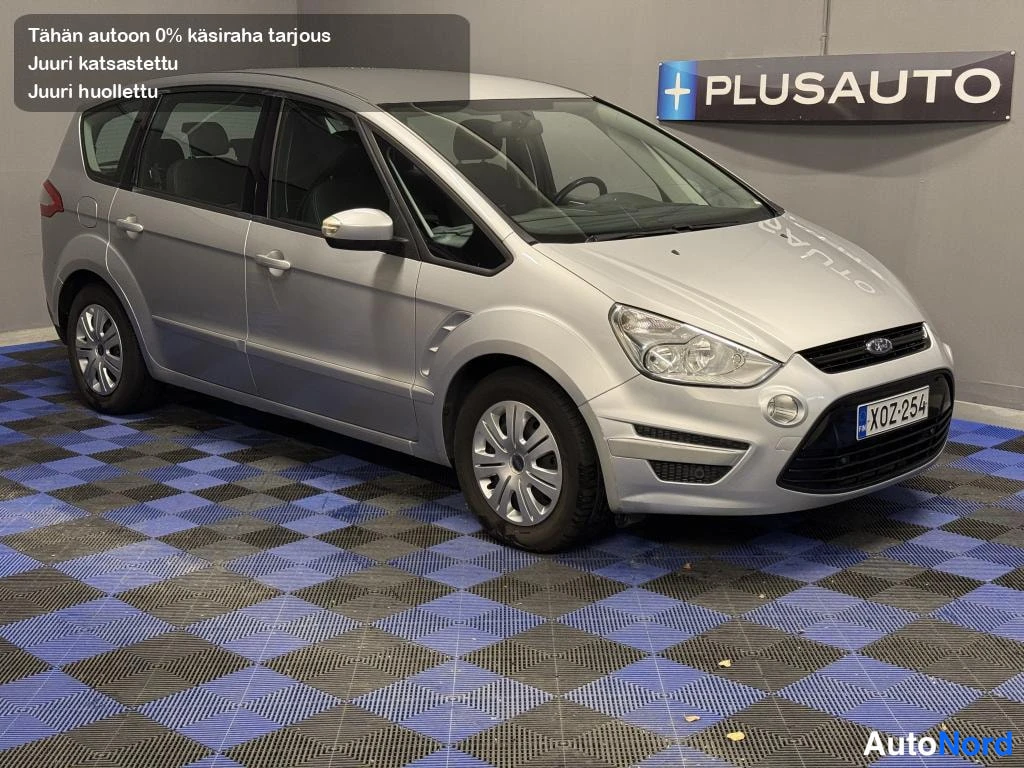 Harmaa Ford S-MAX 2010, etuviisto, keula oikealle, kuva 2
