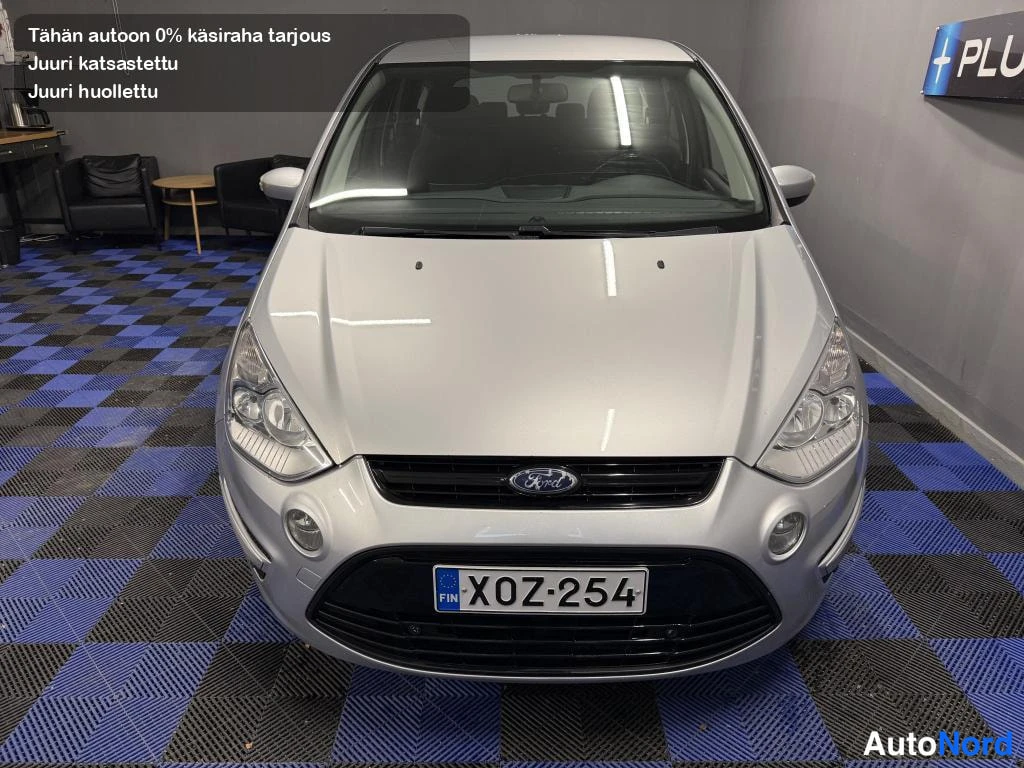 Harmaa Ford S-MAX 2010, edestä, kuva 3