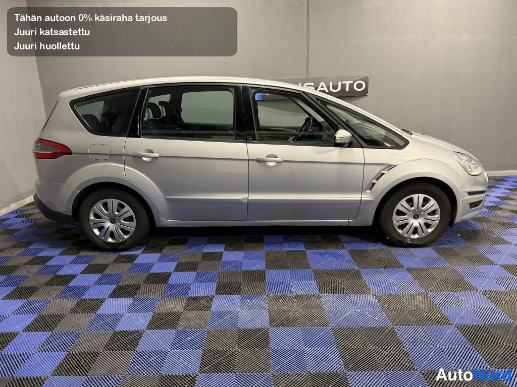Harmaa Ford S-MAX 2010, sivulta, kuva 4