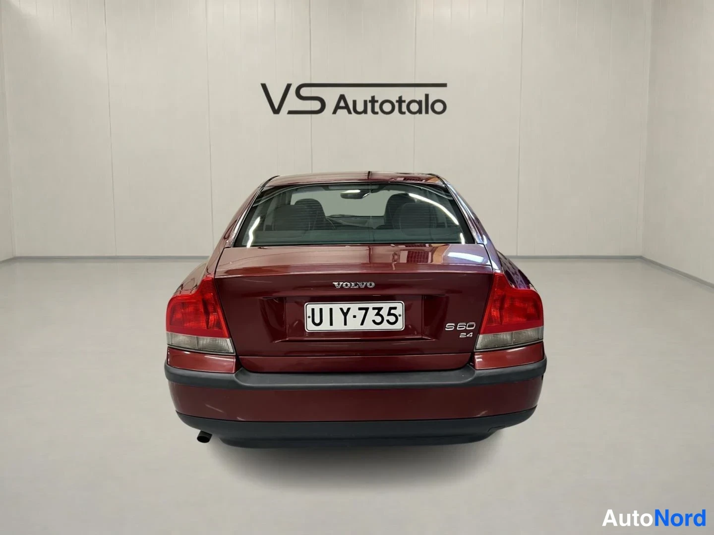 Punainen Volvo S60 2001, takaa, kuva 8