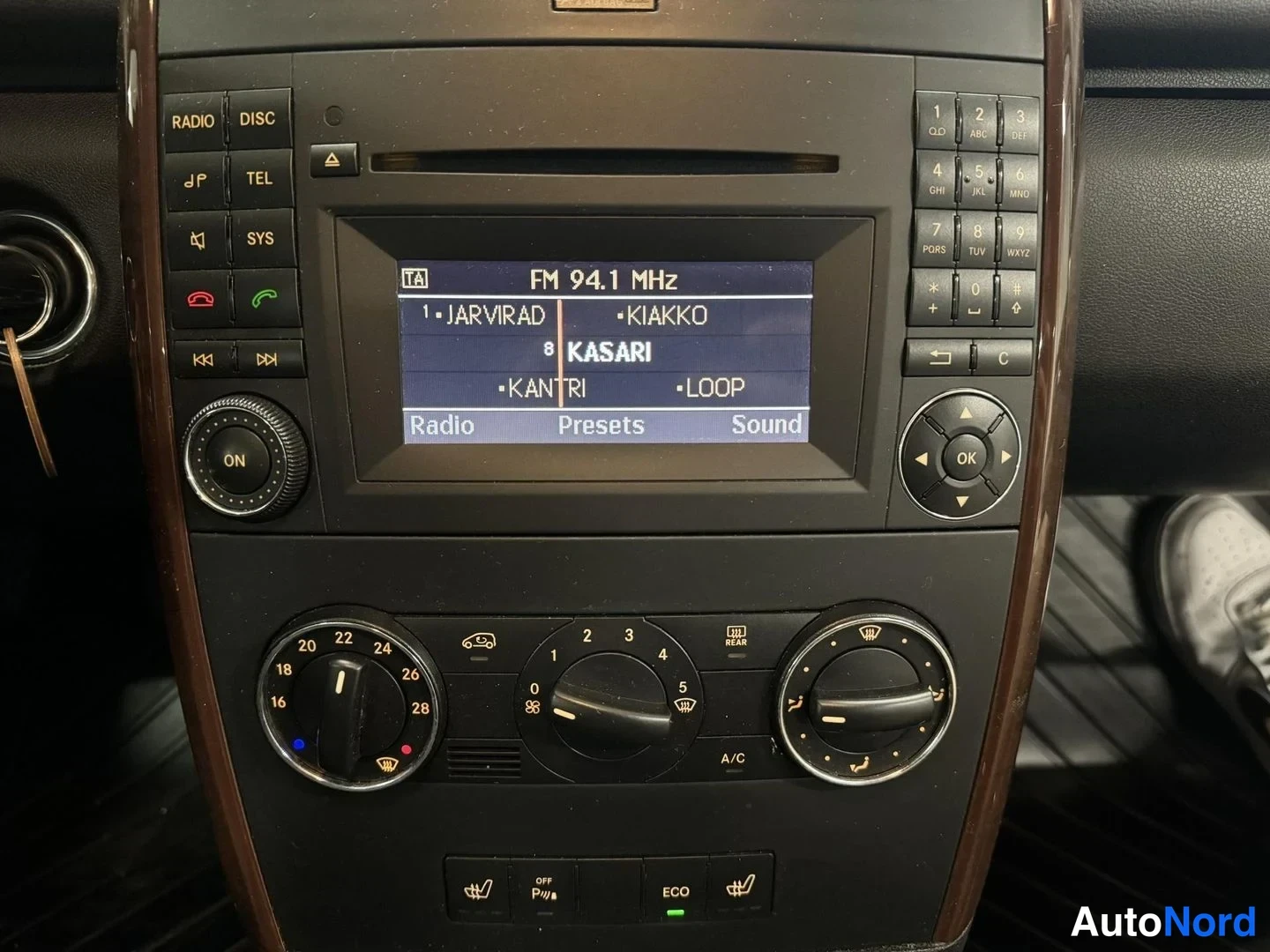 Harmaa Mercedes-Benz A 160 2010, yksityiskohta, kuva 14