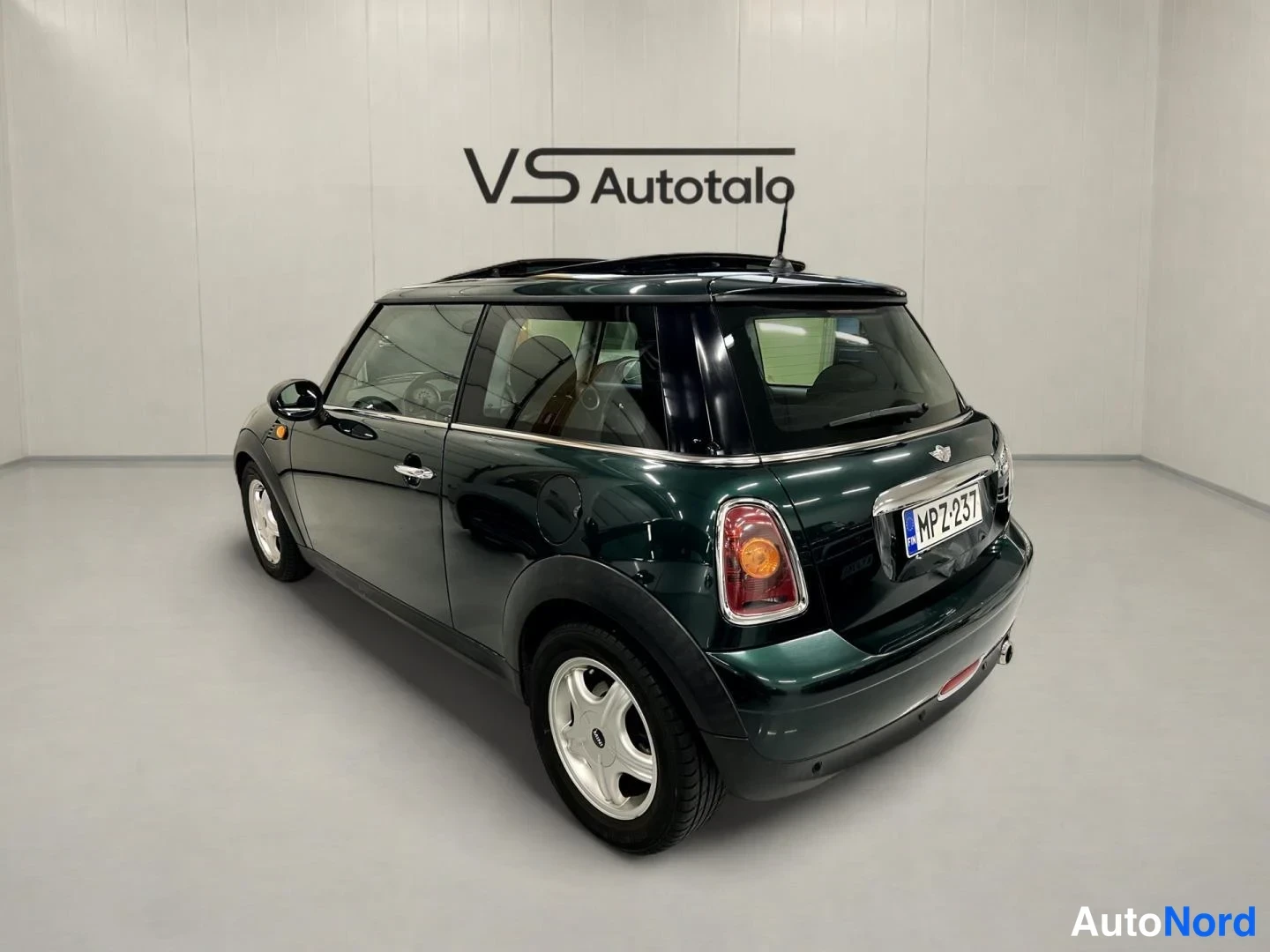 Vihreä Mini One 2007, takaviisto, kuva 6