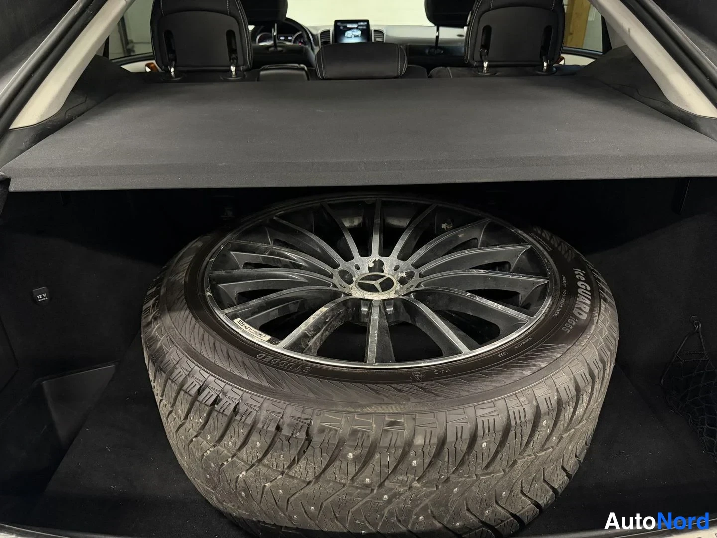 Valkoinen Mercedes-Benz GLE 350 d 4MATIC 2017, tavaratila, kuva 14