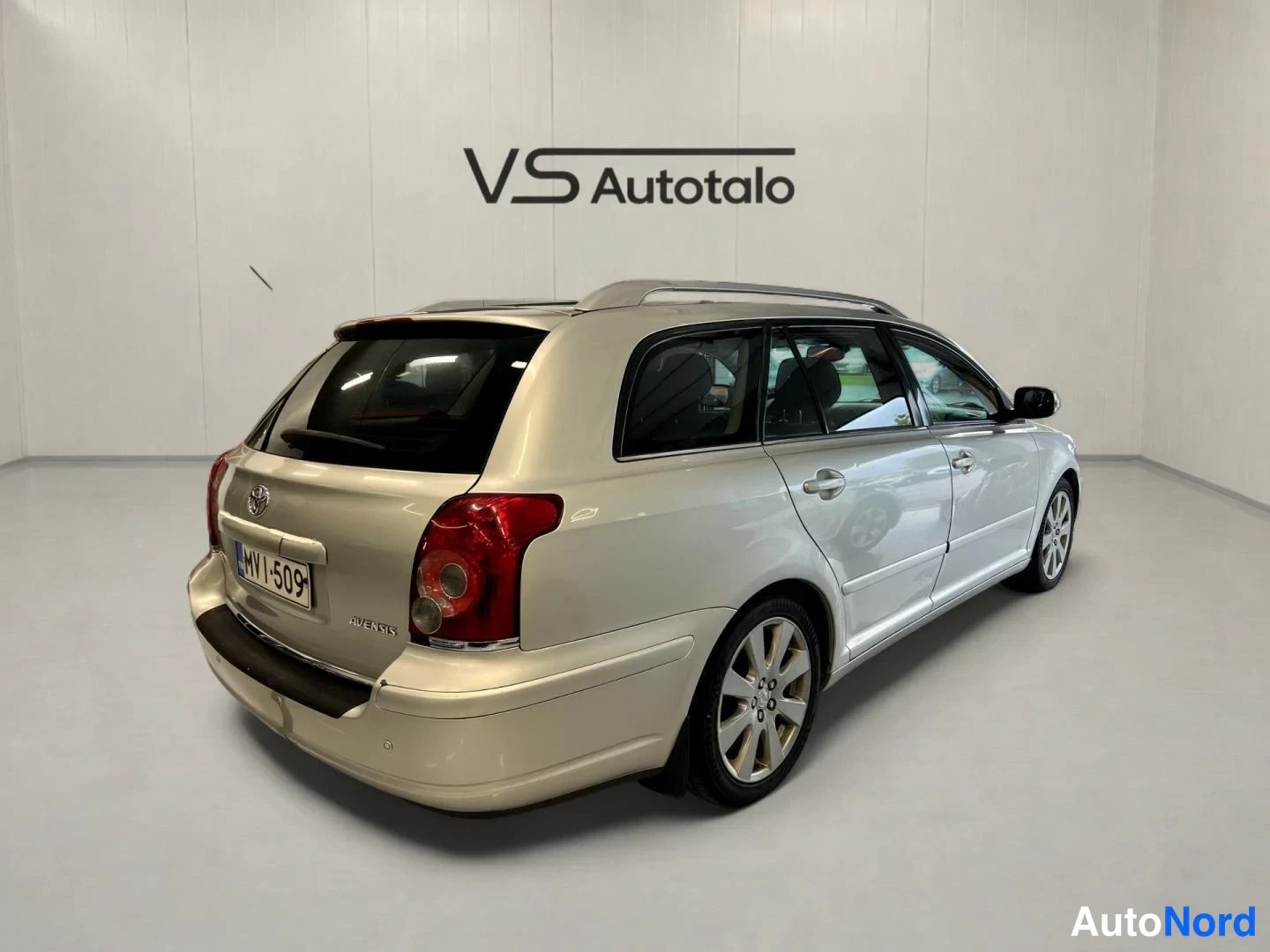 Hopea Toyota Avensis 2007, takaviisto, kuva 5