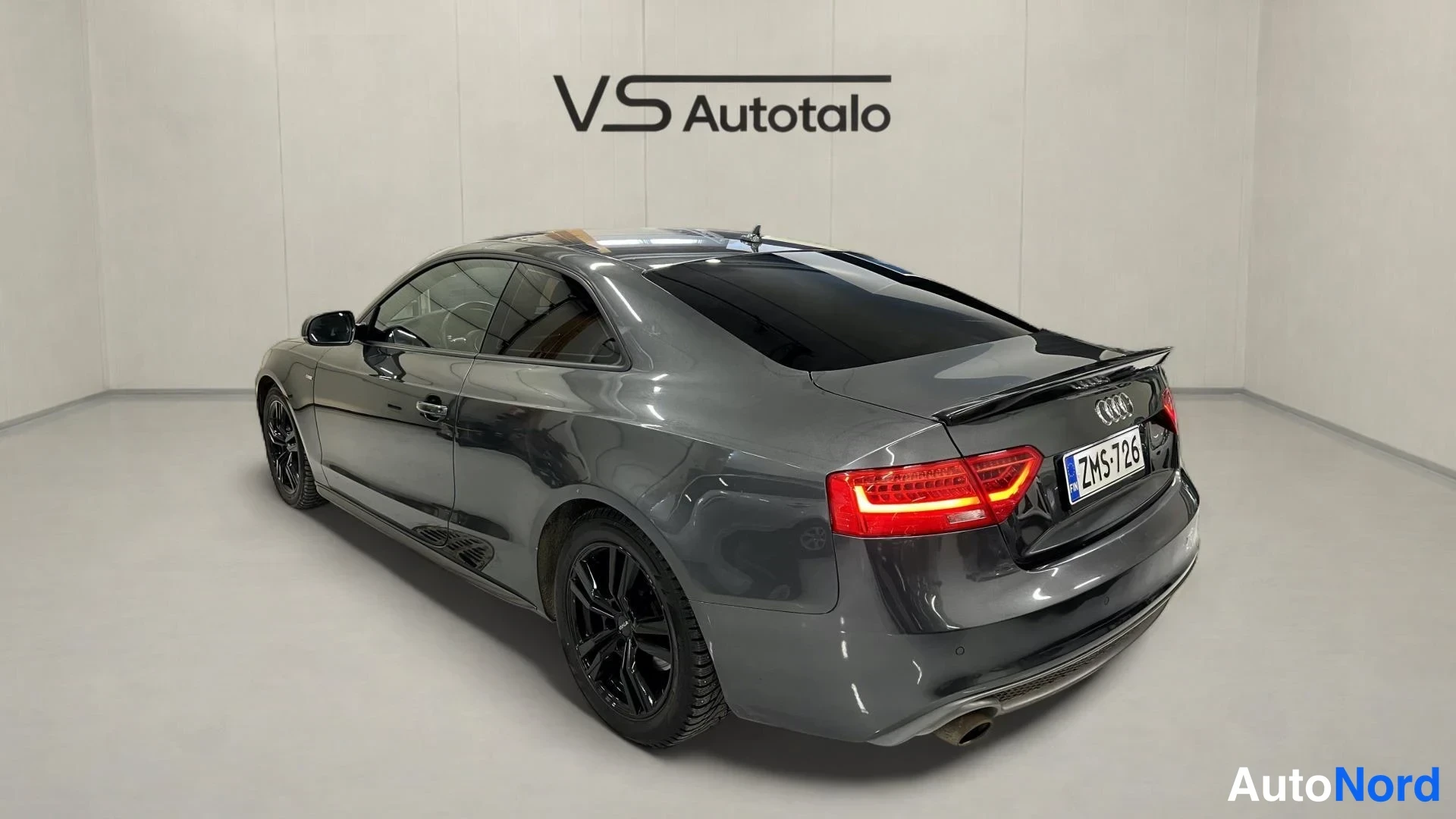 Harmaa Audi a5 Coupe 2012, takaviisto, kuva 5