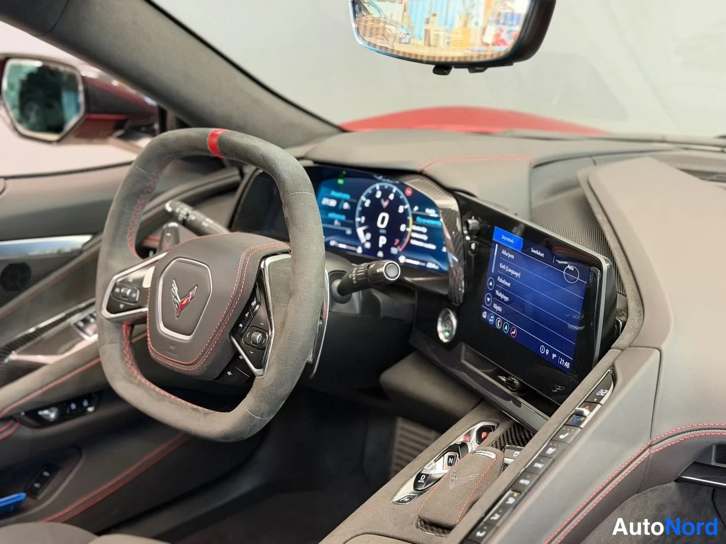 Punainen Chevrolet Corvette 2023, ohjaamo, kuva 13