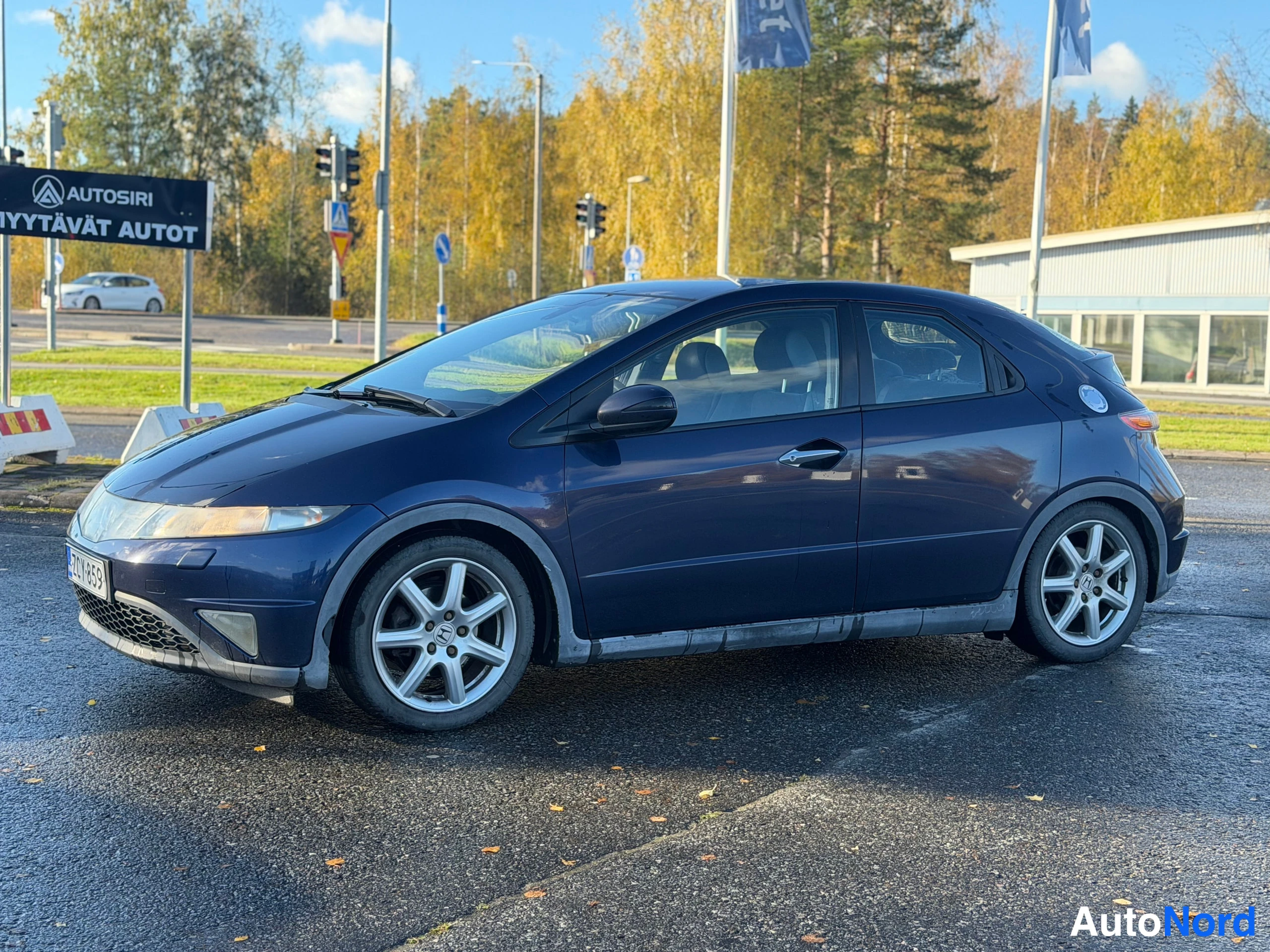 Sininen Honda Civic 2006, etuviisto, keula vasemmalle, kuva 3