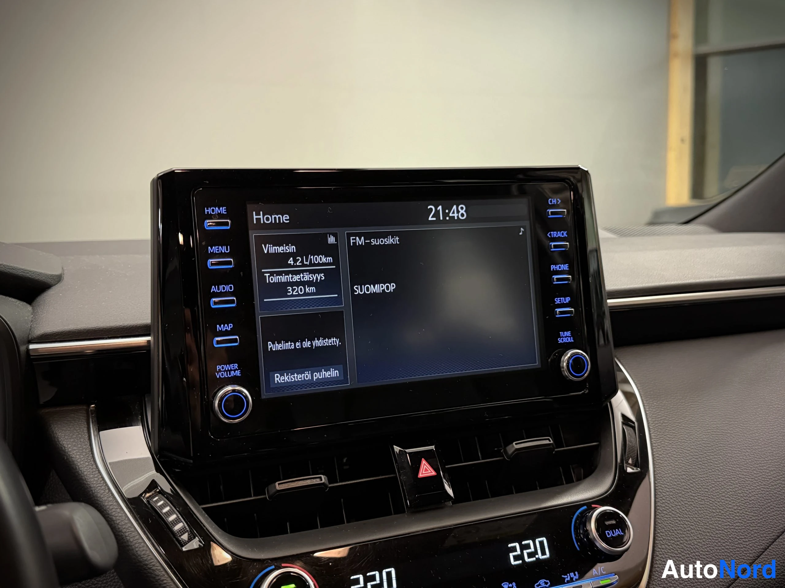 Hopea Toyota Corolla Touring 2020, yksityiskohta, kuva 28