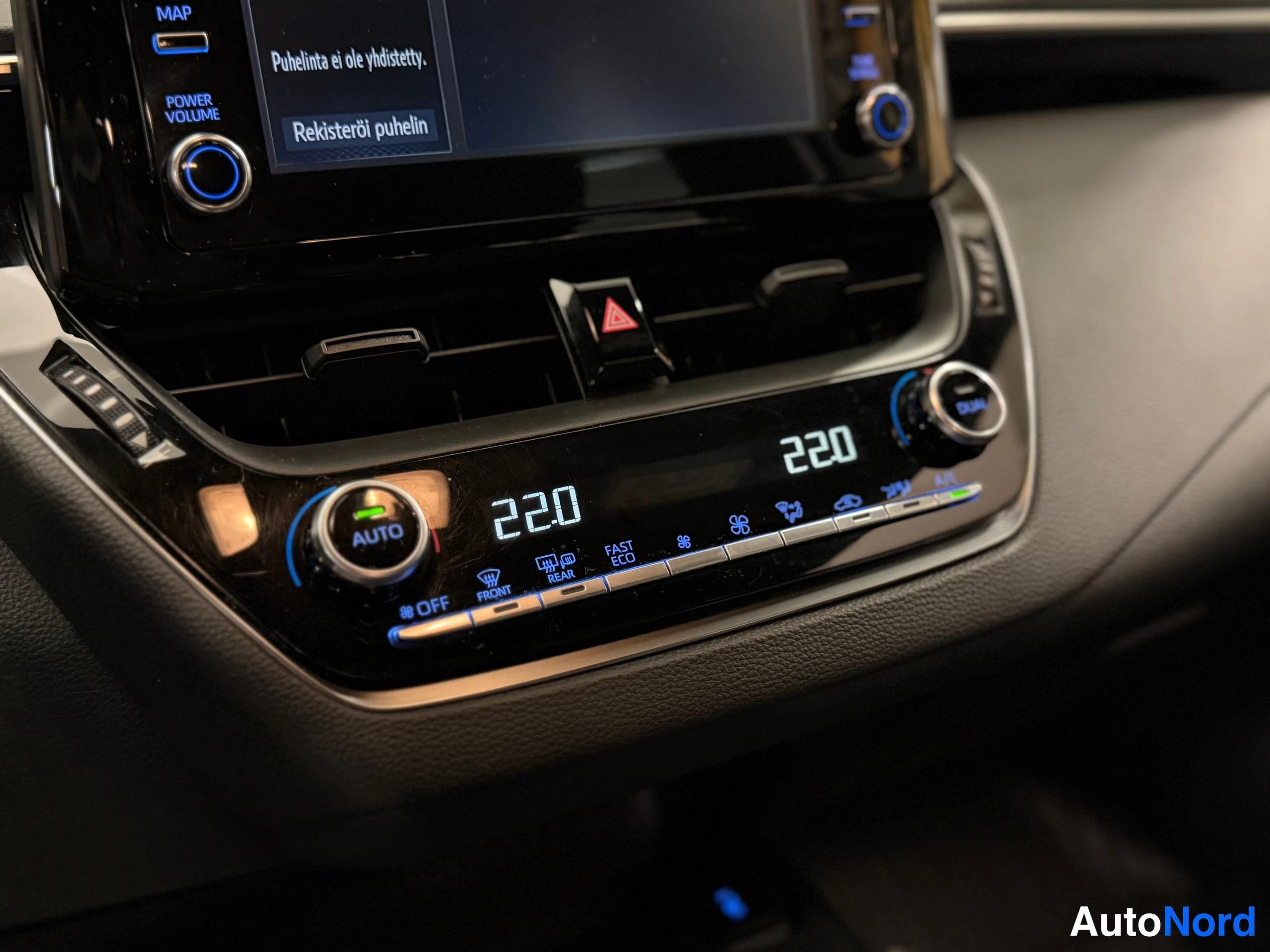 Hopea Toyota Corolla Touring 2020, yksityiskohta, kuva 29