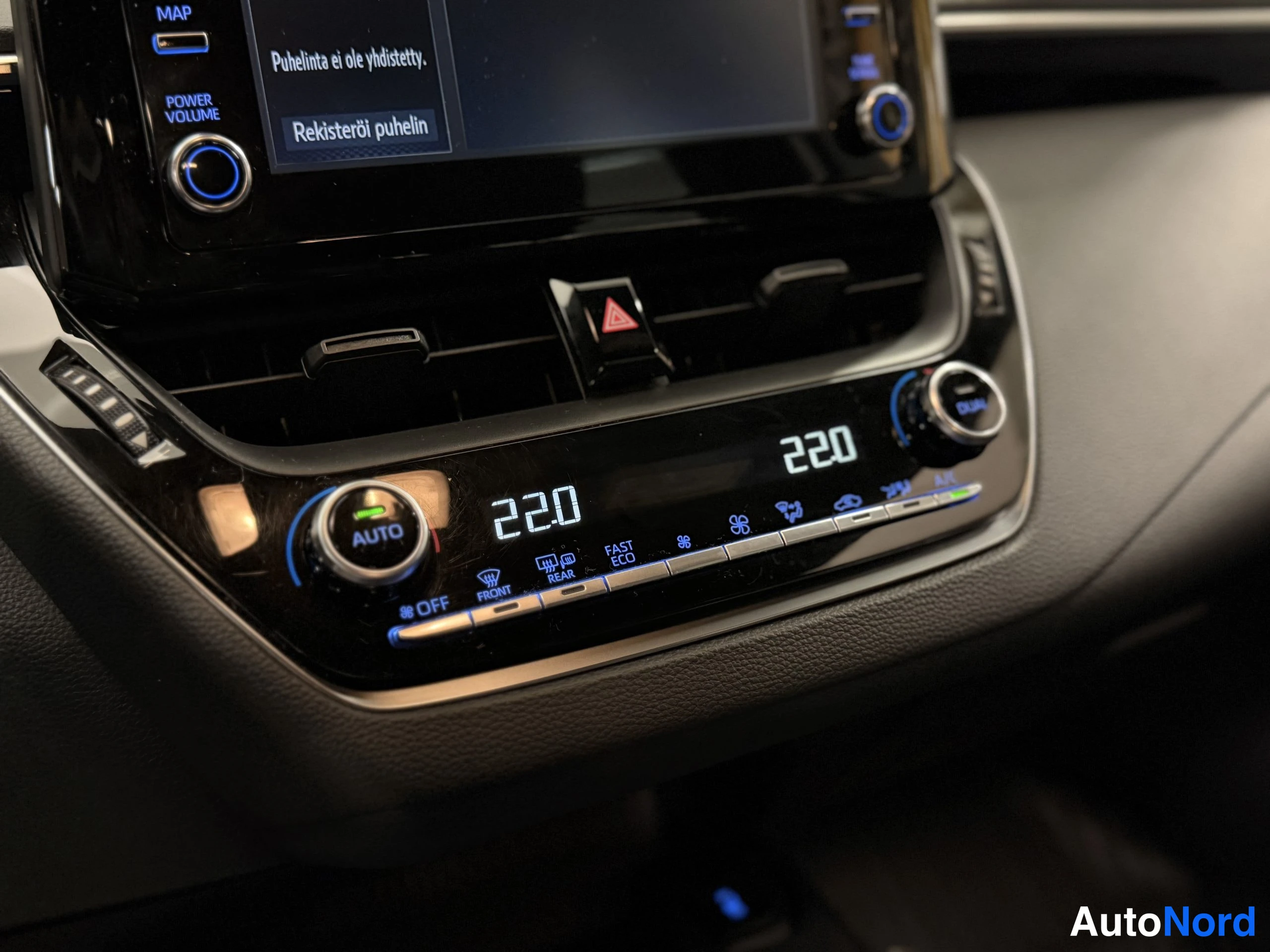 Hopea Toyota Corolla Touring 2020, yksityiskohta, kuva 30