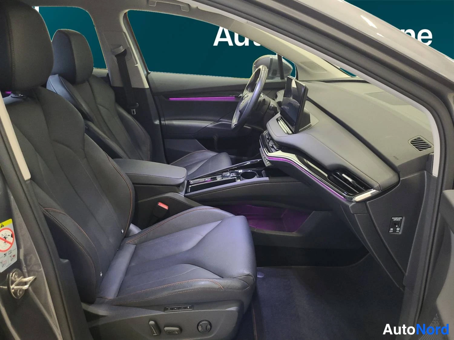 Skoda Enyaq 60 2023, ohjaamo, kuva 13