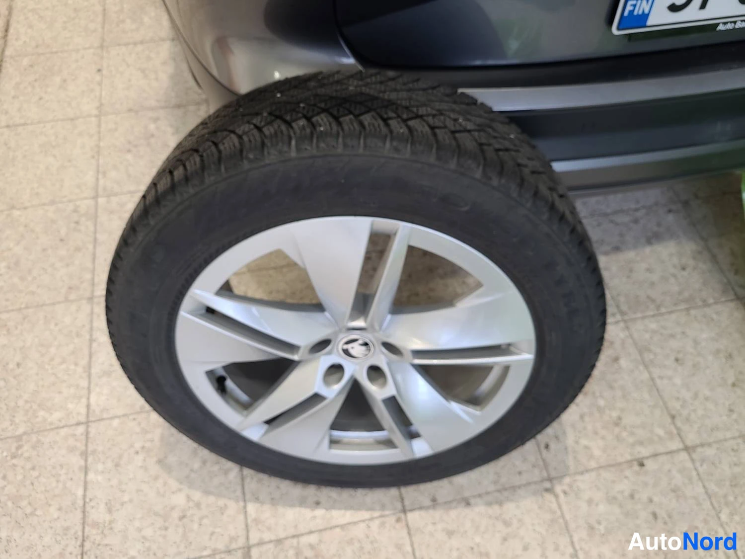 Skoda Enyaq 60 2023, yksityiskohta, kuva 32