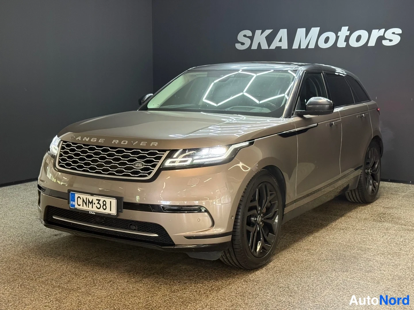 Land Rover Range Rover Velar SE D240 2018
