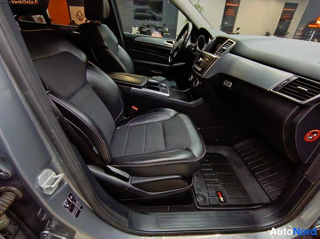 Harmaa Mercedes-Benz ML 250 BlueTEC 4MATIC 2013, etuistuimet, kuva 13