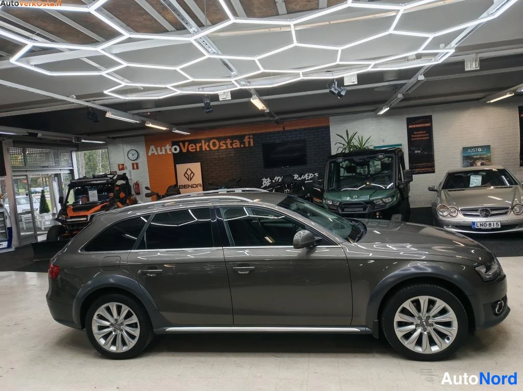 Harmaa Audi A4 Allroad 2013, etuviisto, keula oikealle, kuva 3