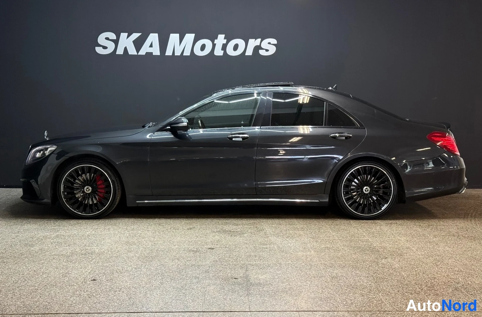 Musta Mercedes-Benz S 350 CDI 4MATIC 2015, takaviisto, kuva 5