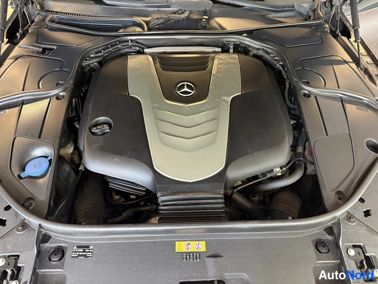 Musta Mercedes-Benz S 350 CDI 4MATIC 2015, moottoritila, kuva 14