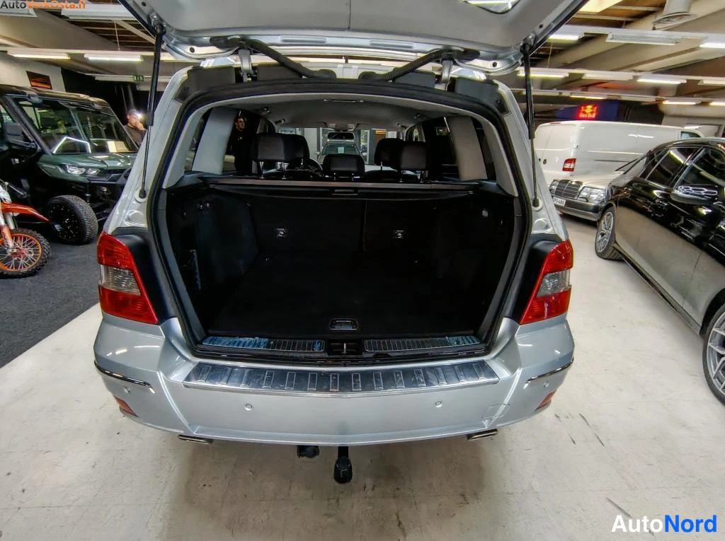 Hopea Mercedes-Benz GLK 220 CDI 4MATIC 2011, takaa, kuva 9