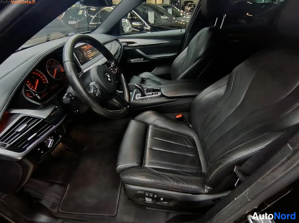 Musta BMW X6 2015, ohjaamo, kuva 10