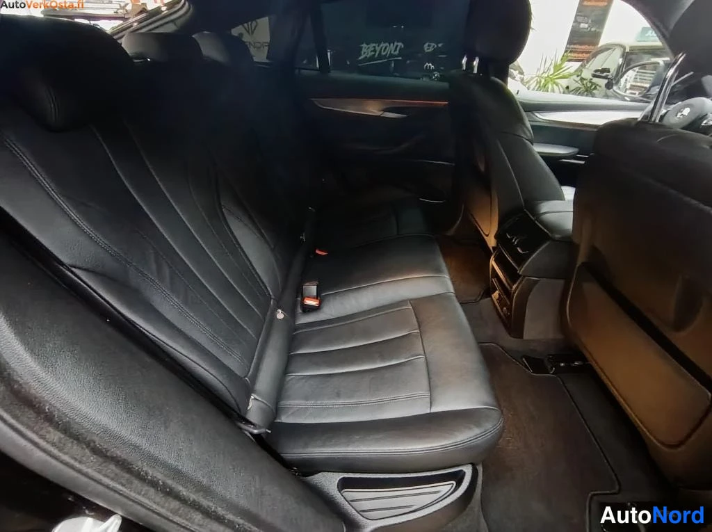 Musta BMW X6 2015, takaistuimet, kuva 14