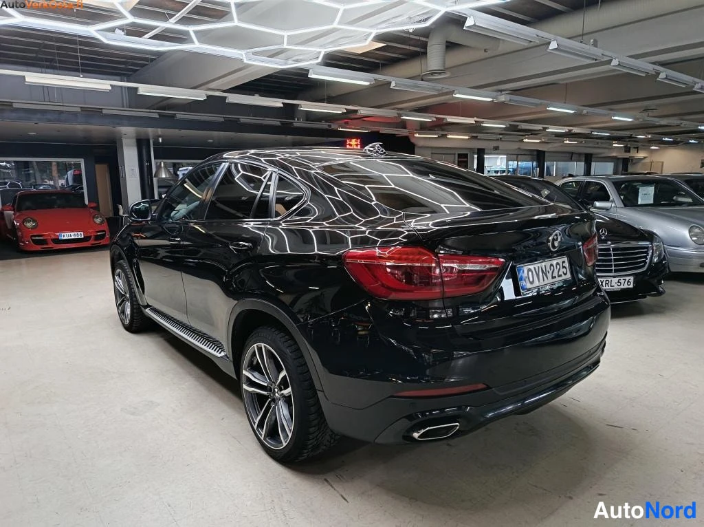 Musta BMW X6 2015, takaviisto, kuva 7