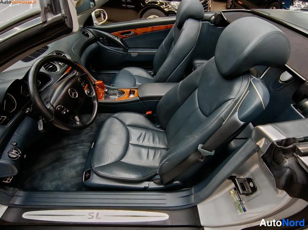 Hopea Mercedes-Benz SL 500 2002, ohjaamo, kuva 11